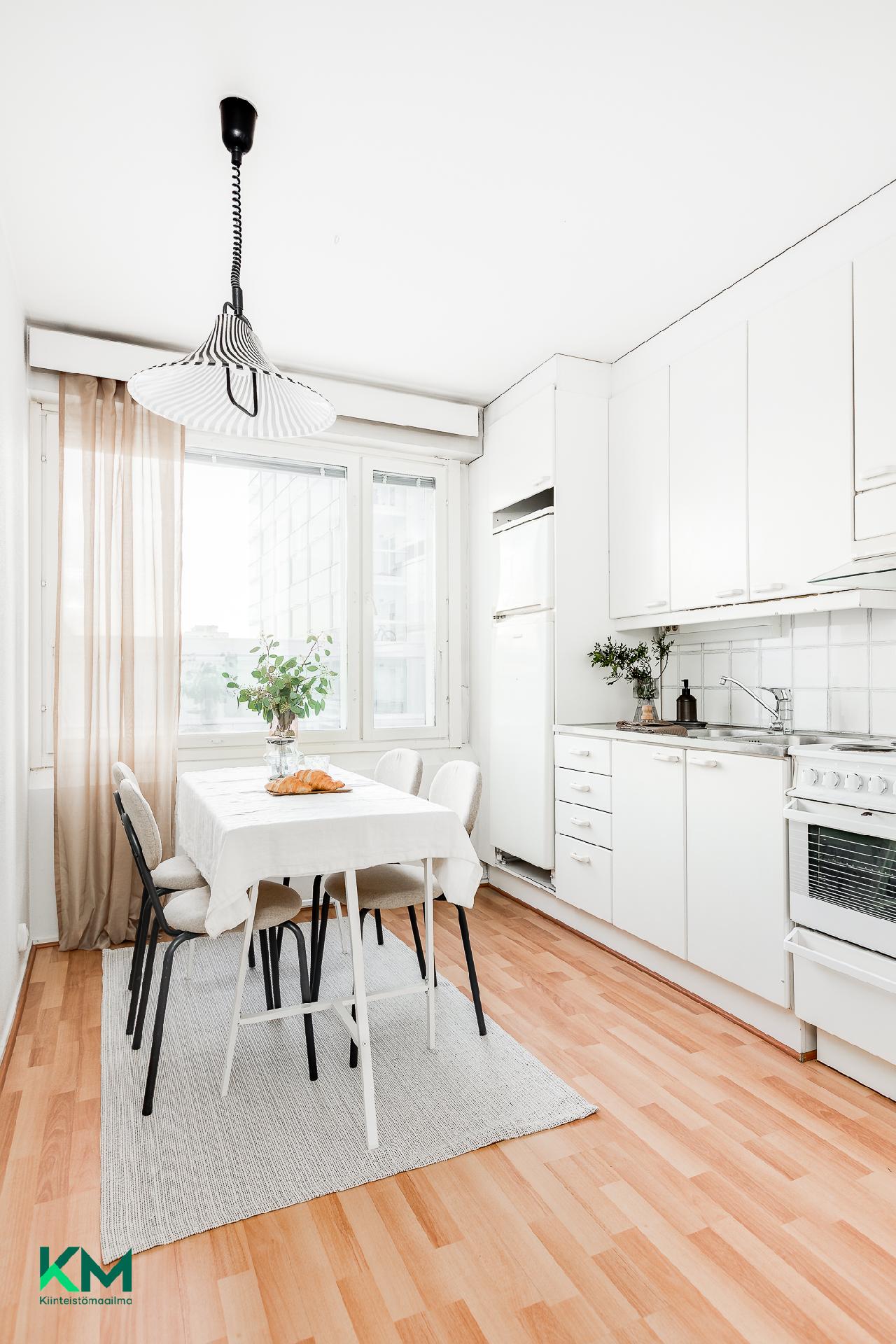 Rautatienkatu 16, Keskusta, Oulu