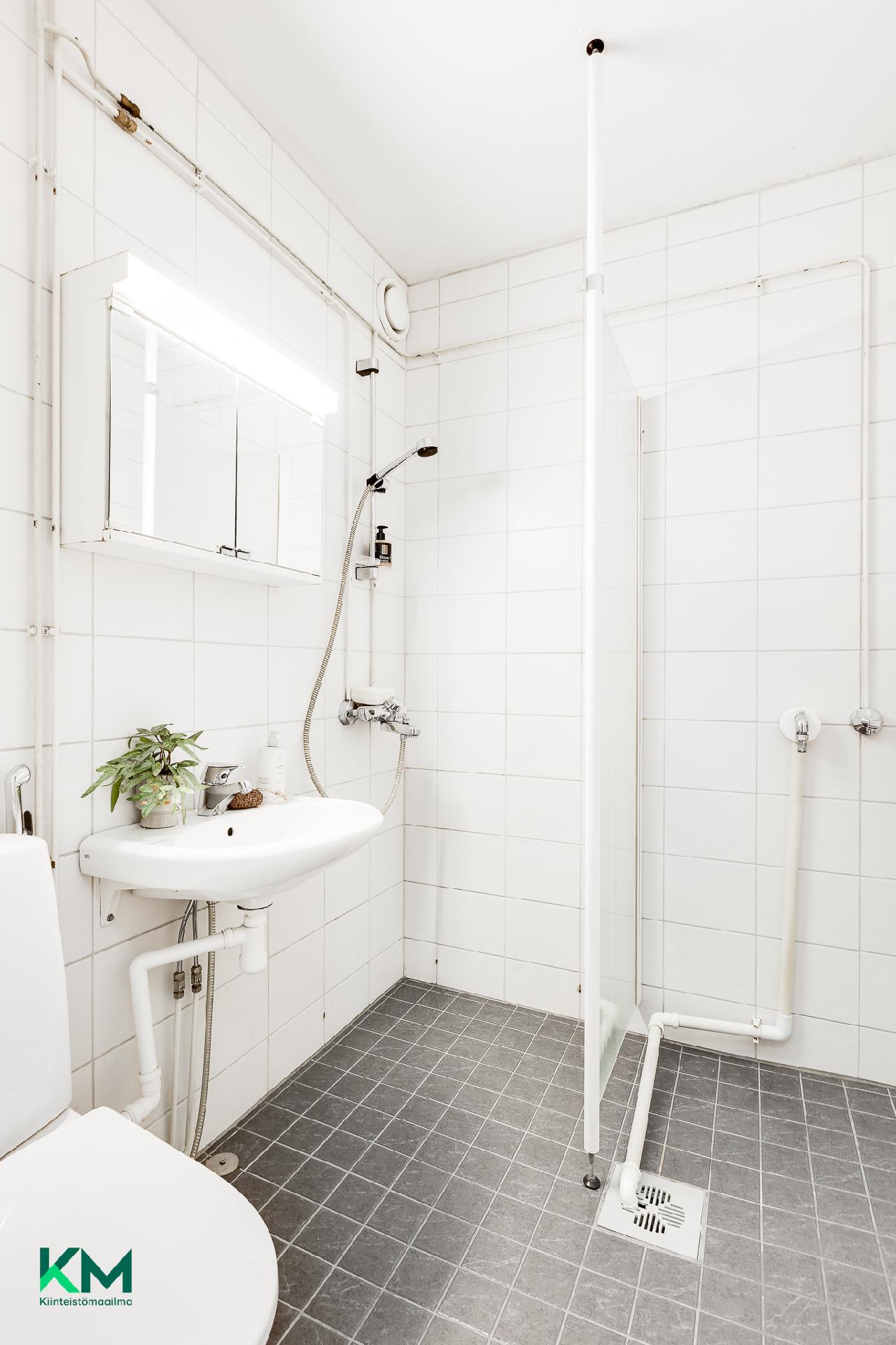 Rautatienkatu 16, Keskusta, Oulu