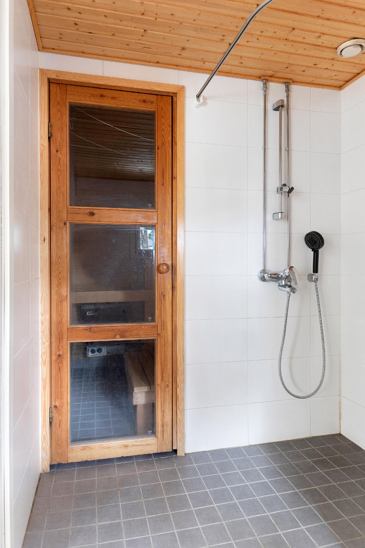 Kaarnatie 1, Malminkartano, Helsinki