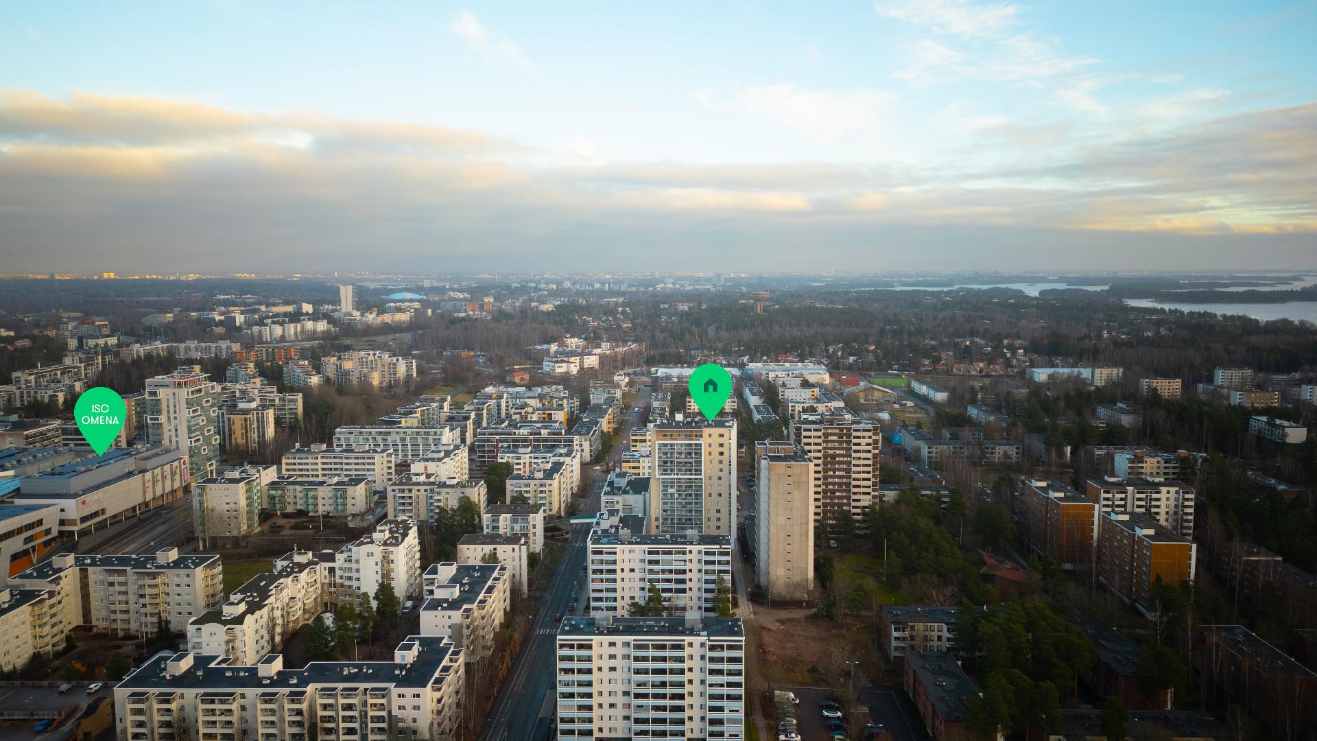 Iso Omenan kattavat palvelut ja metro vain muutaman minuutin päässä.