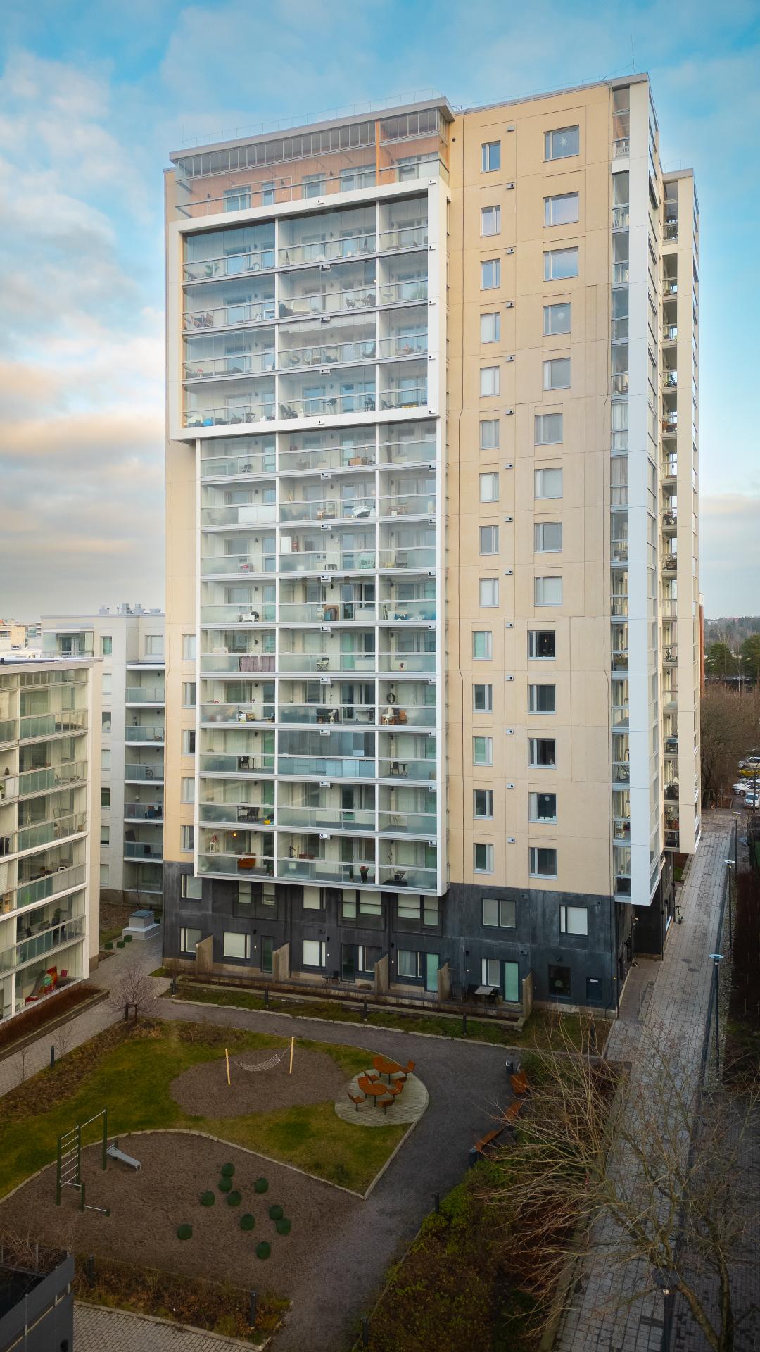 Asunto on 14/16. kerroksessa.