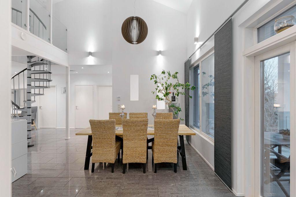 Aurinkorinne 24, Kirkonkylä, Nurmijärvi