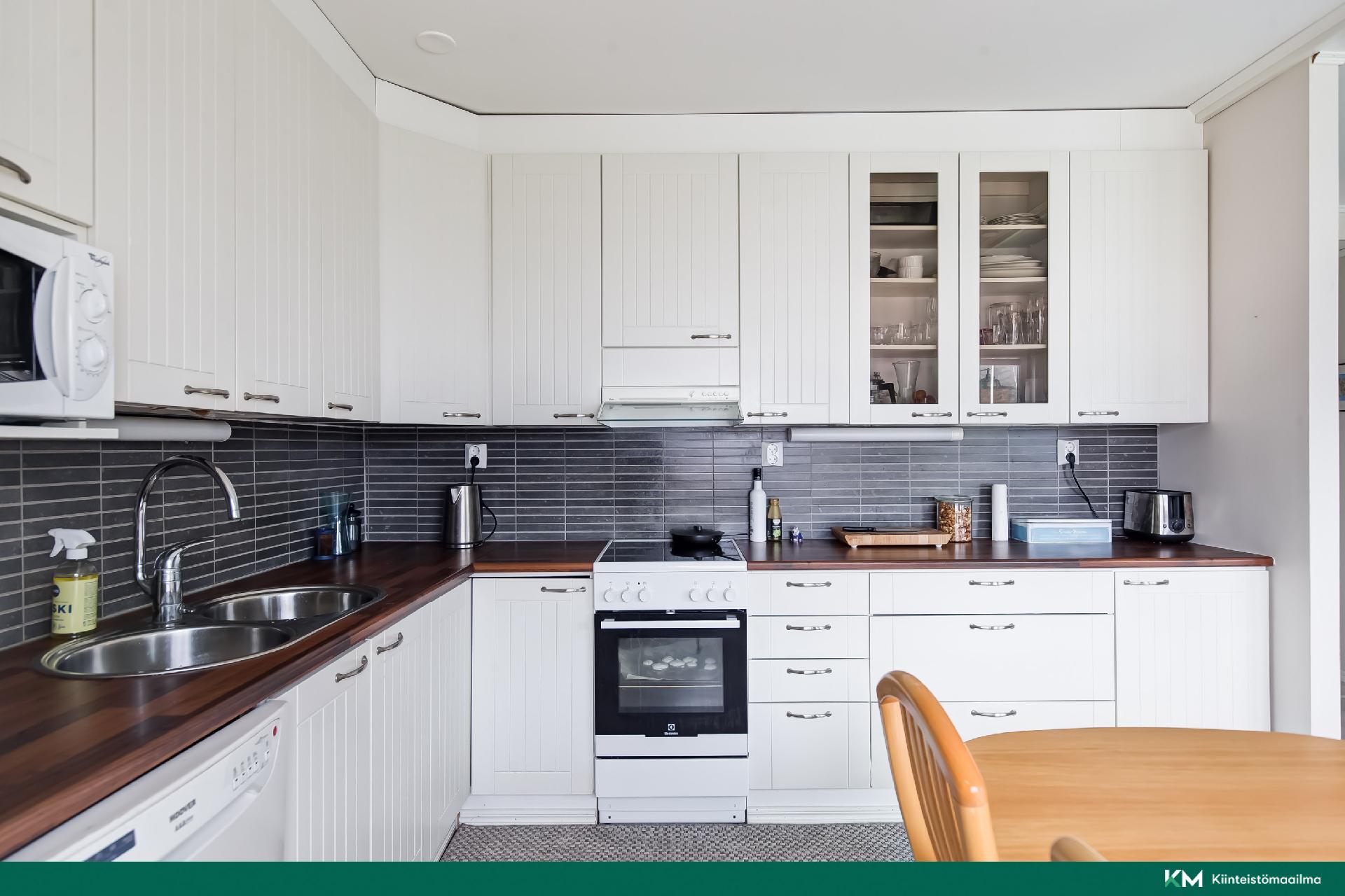 Karjakontie 14, Ikuri, Tampere