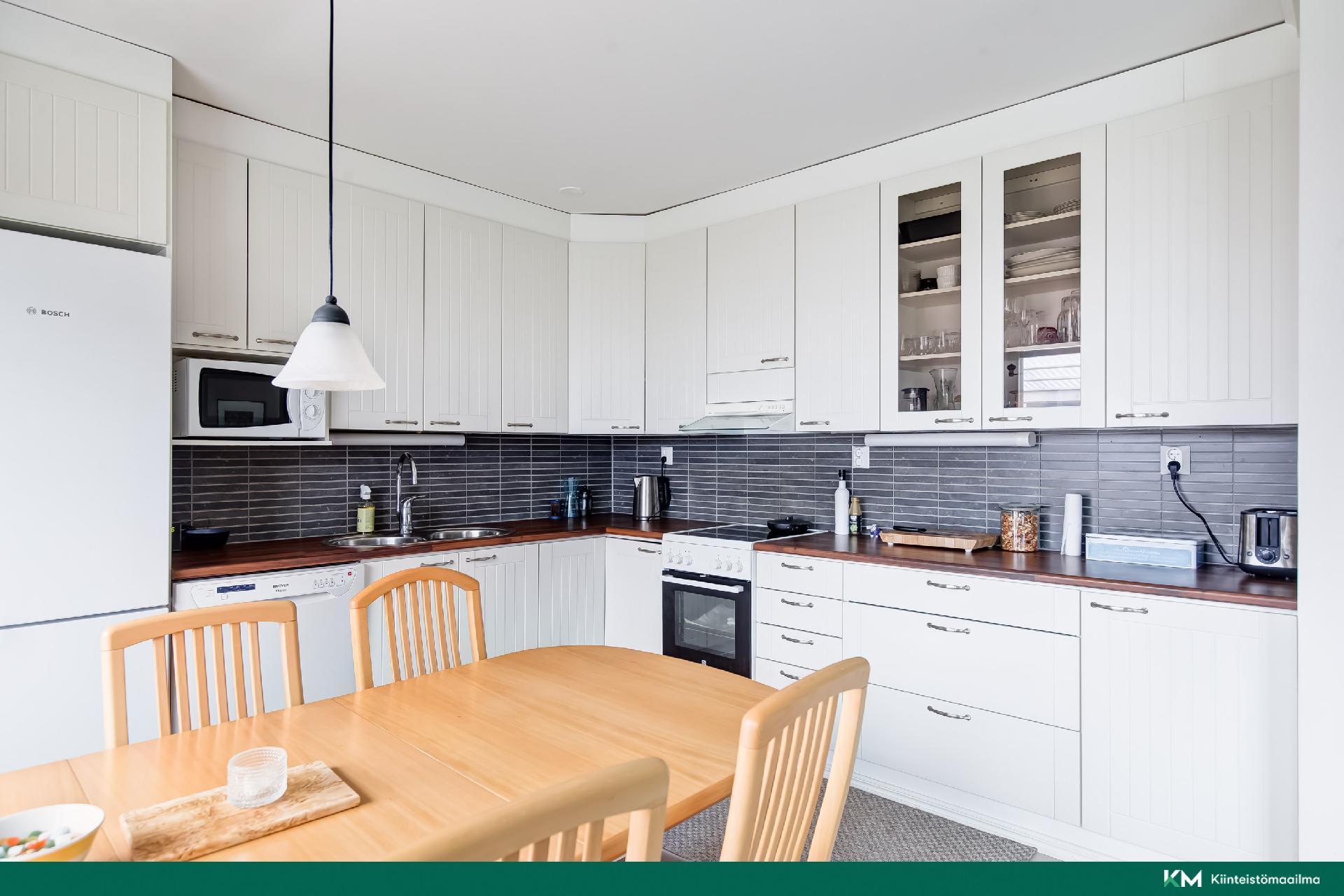 Karjakontie 14, Ikuri, Tampere