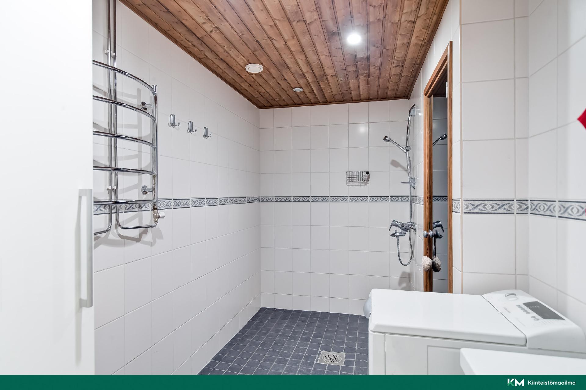 Karjakontie 14, Ikuri, Tampere