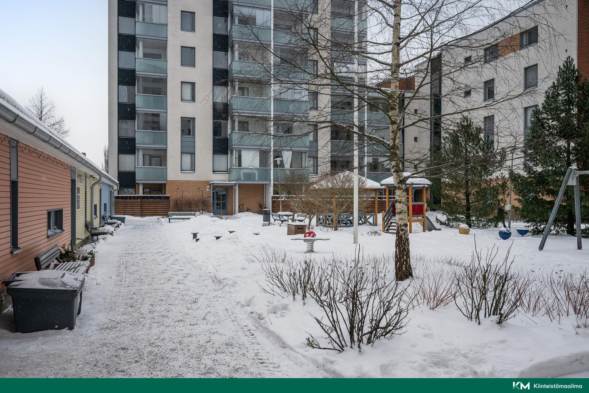 Laajaniityntie 1, Martinlaakso, Vantaa