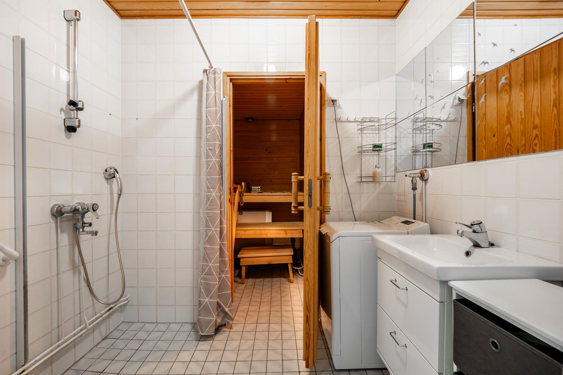 Välitie 2-4, Ristisuo, Kempele