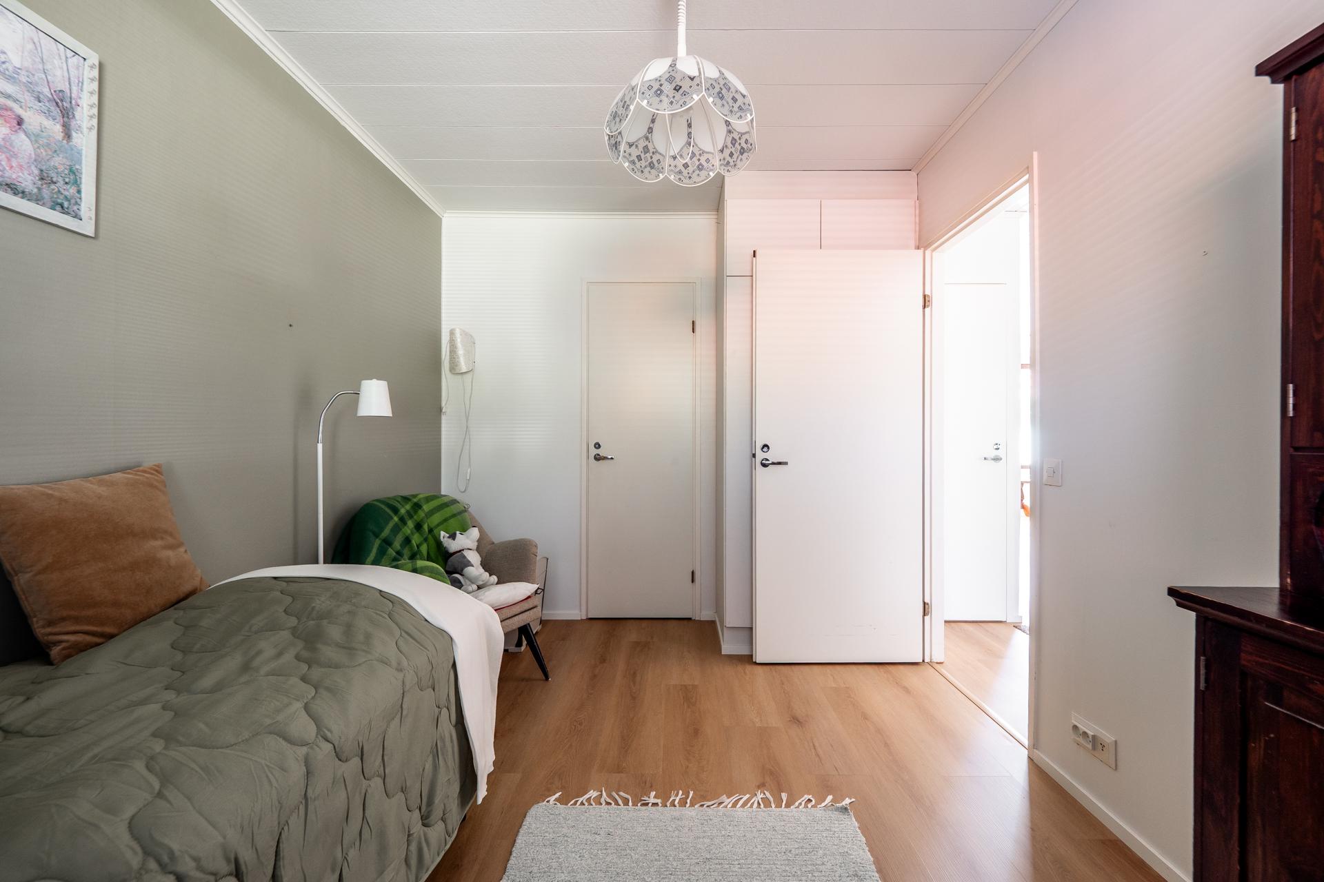 Välitie 2-4, Ristisuo, Kempele