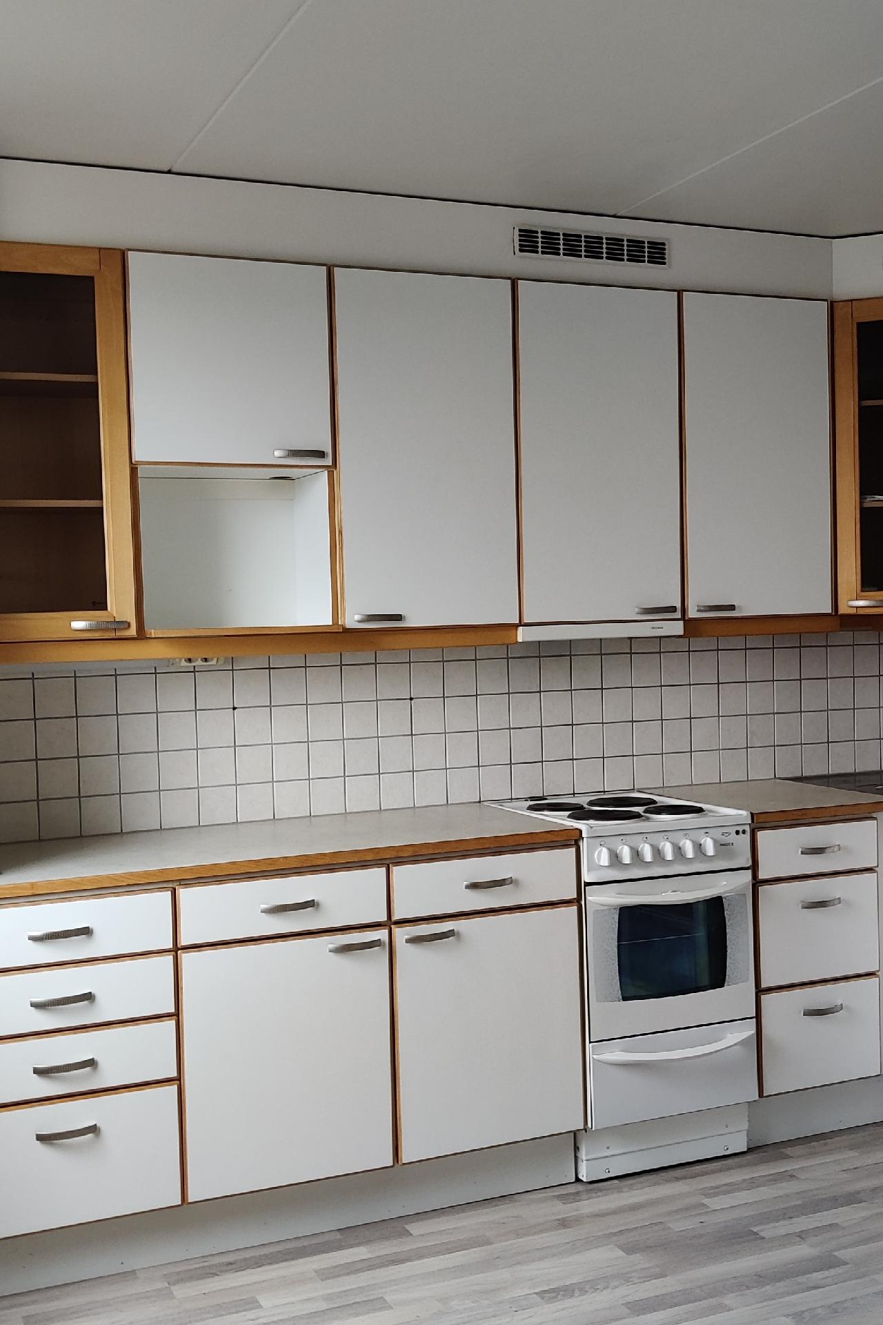 Turkismiehentie 8, Pitäjänmäki, Helsinki