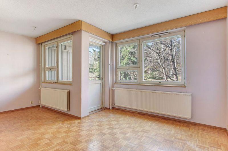 Kyläkirkontie 6-10, Pitäjänmäki, Helsinki