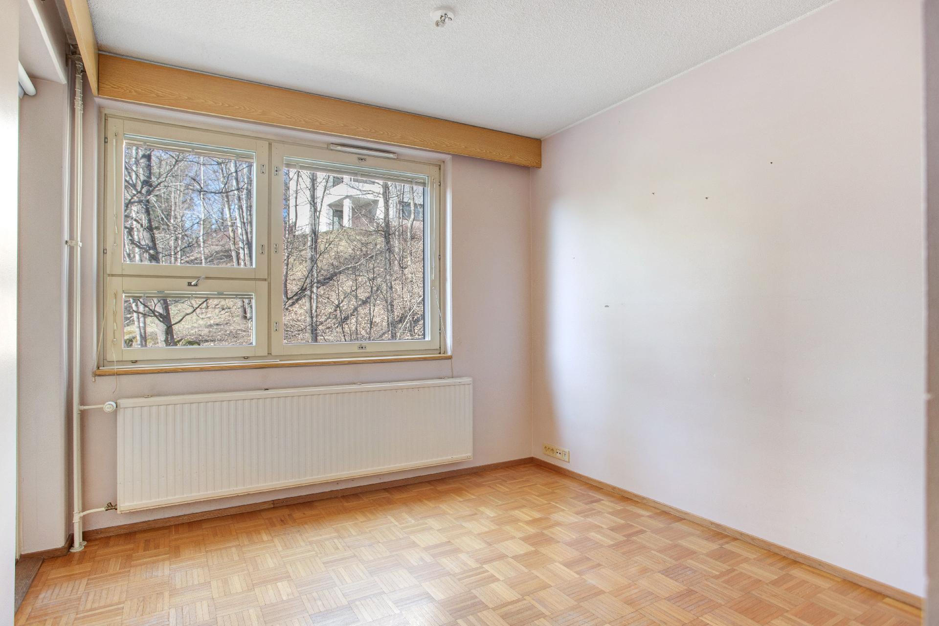 Kyläkirkontie 6-10, Pitäjänmäki, Helsinki