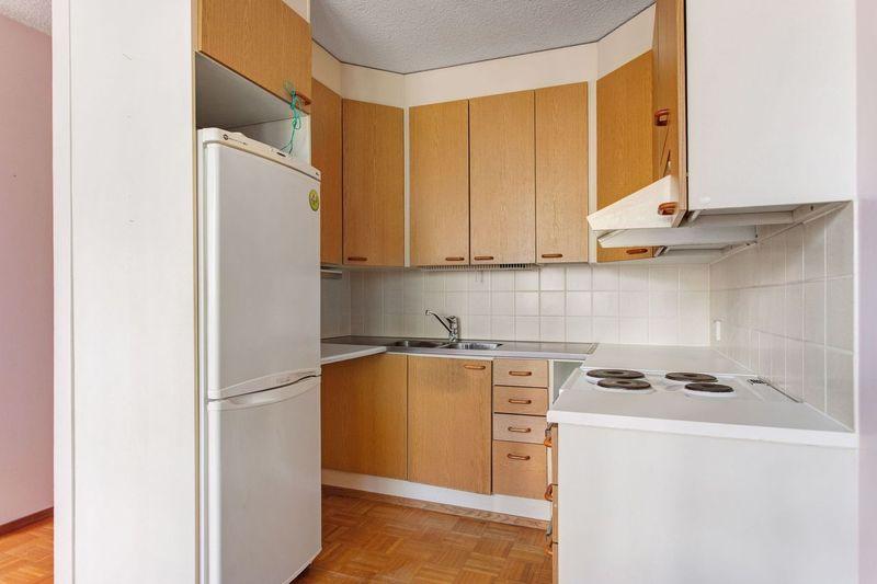 Kyläkirkontie 6-10, Pitäjänmäki, Helsinki