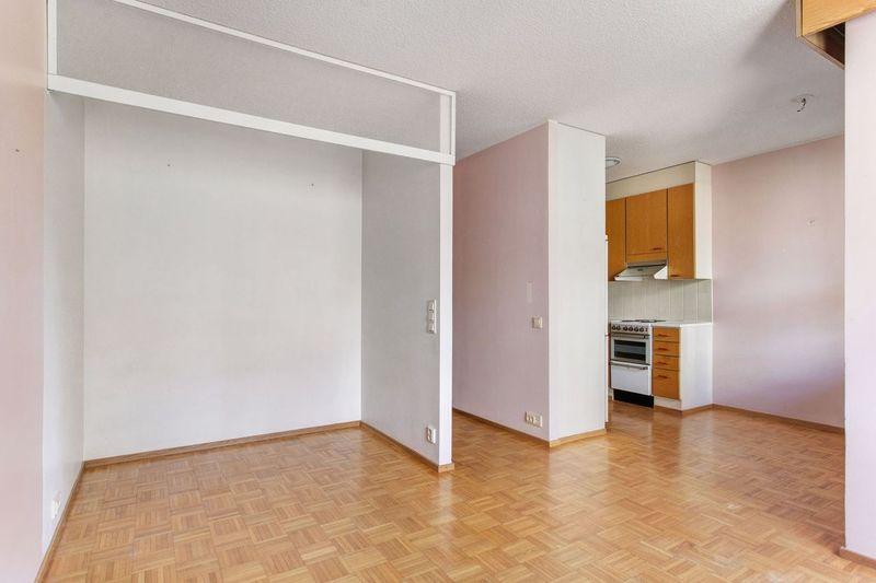 Kyläkirkontie 6-10, Pitäjänmäki, Helsinki