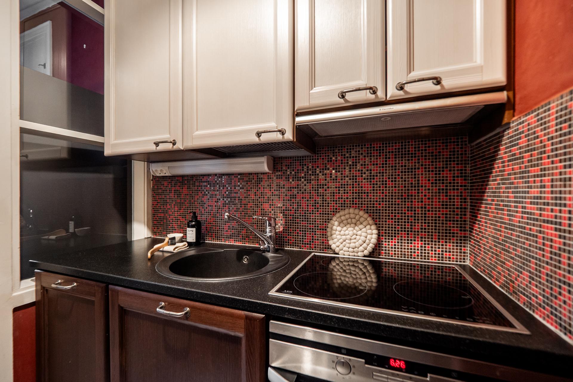 Koskitie 25, Tuira, Oulu