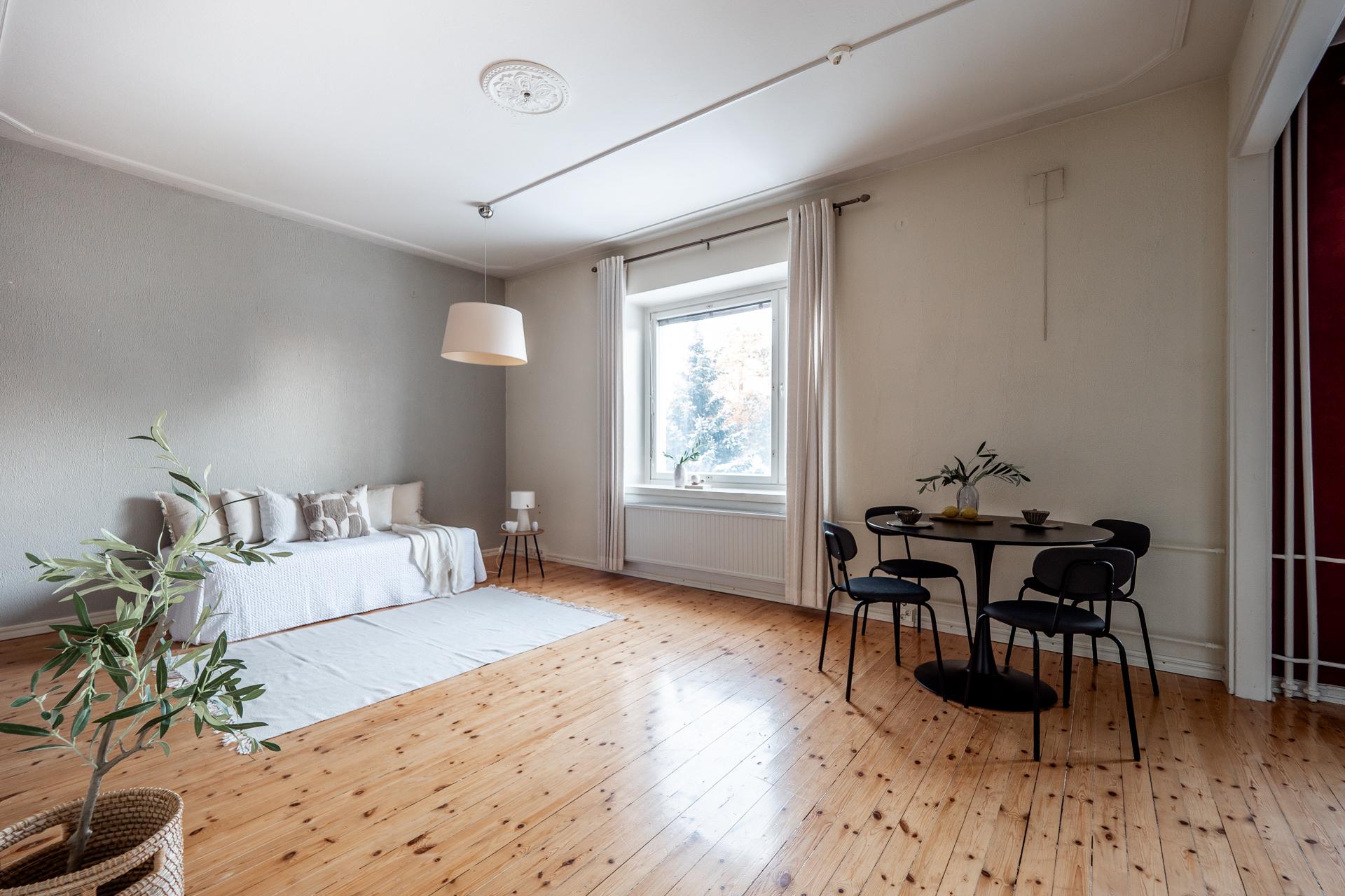 Koskitie 25, Tuira, Oulu