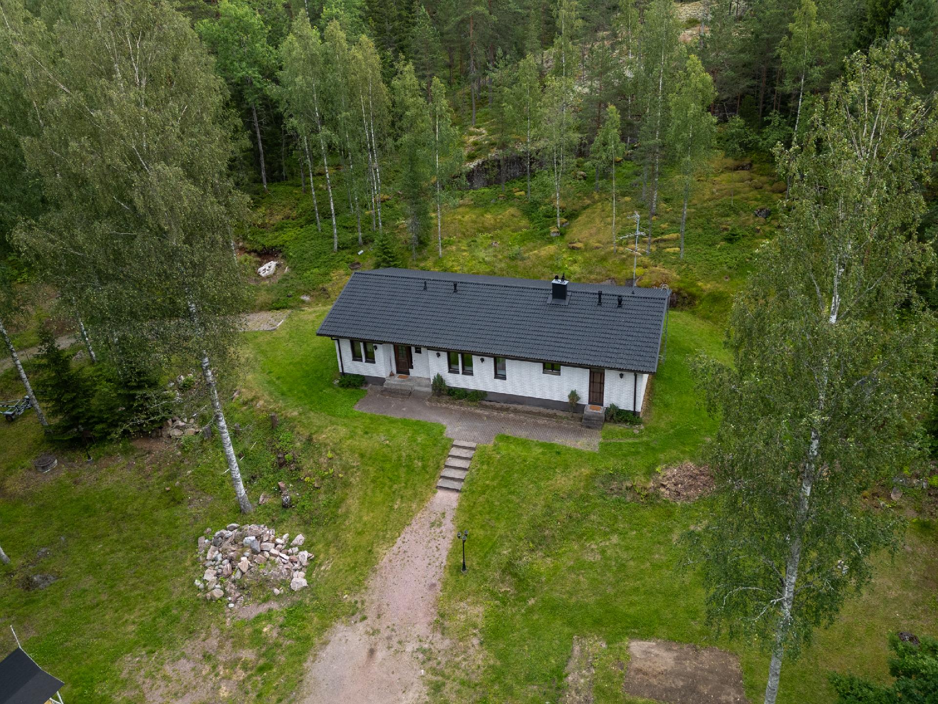 Pippurintie 111, Pippuri, Kirkkonummi