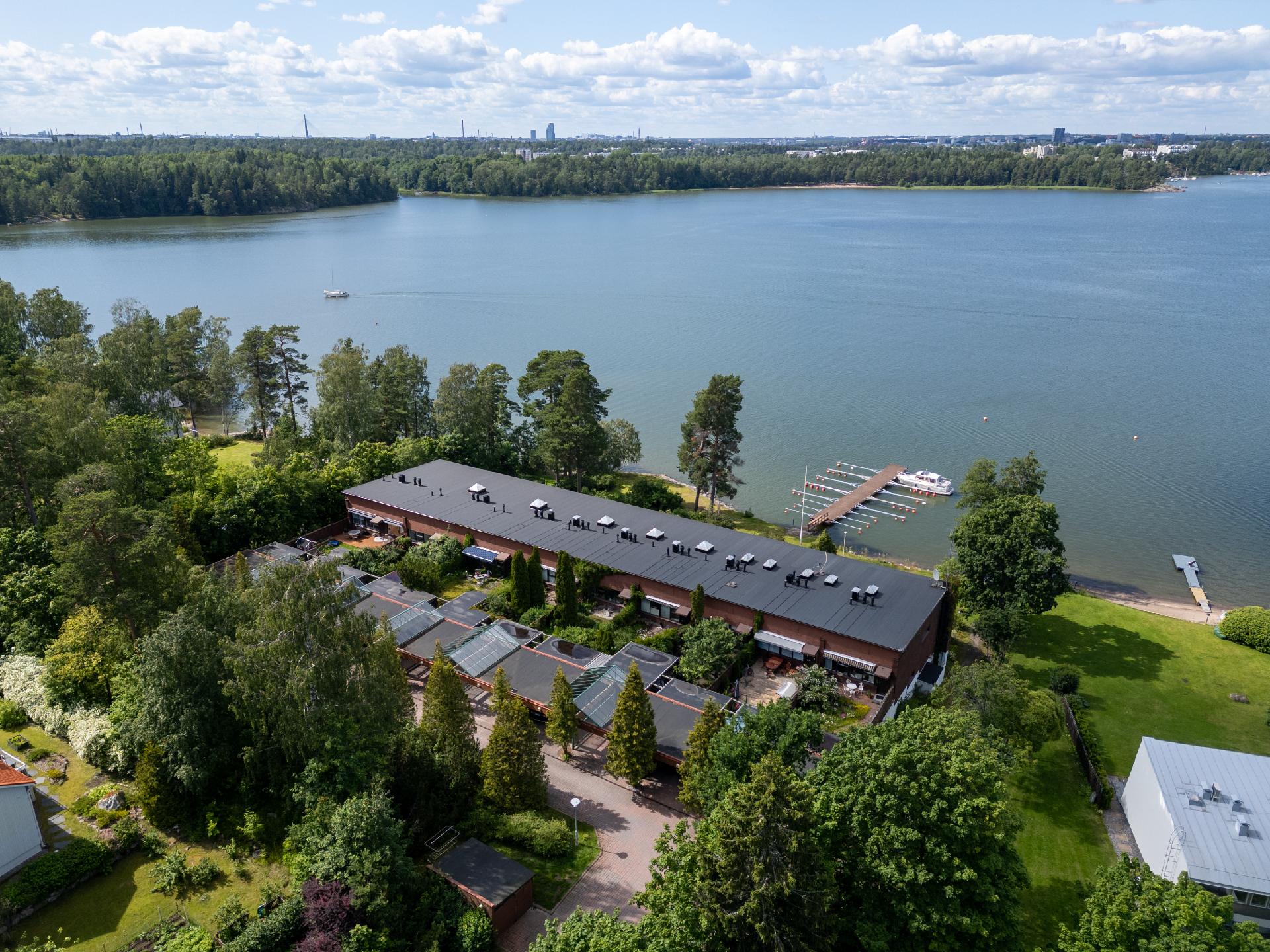 Vastapäätä luontonäkymä, Vartiosaari