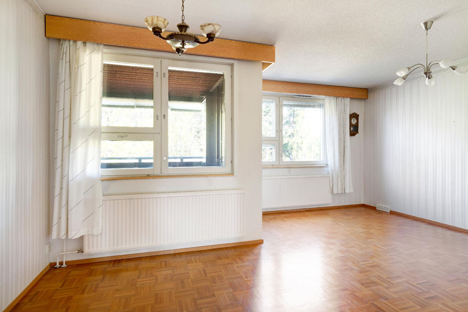 Kyläkirkontie 6-10, Pitäjänmäki, Helsinki