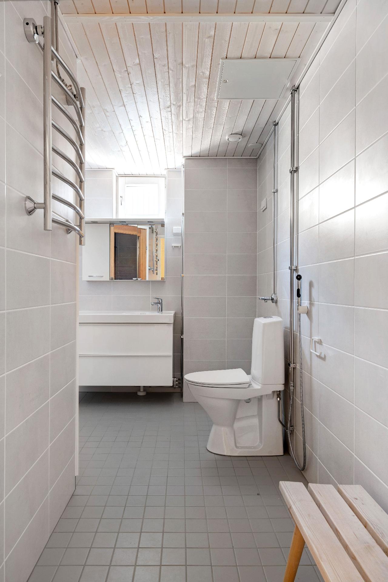 Kyläkirkontie 6-10, Pitäjänmäki, Helsinki