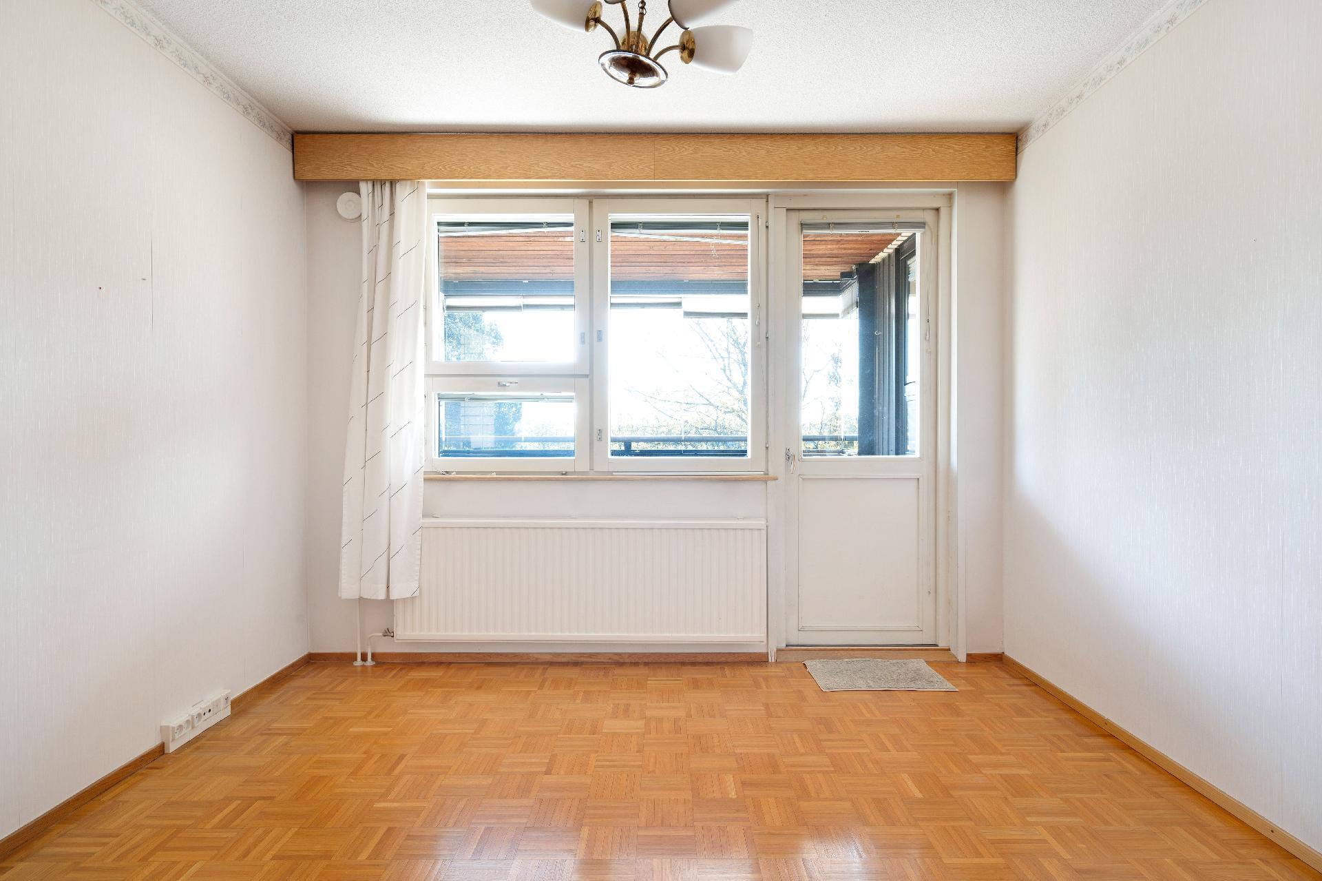 Kyläkirkontie 6-10, Pitäjänmäki, Helsinki