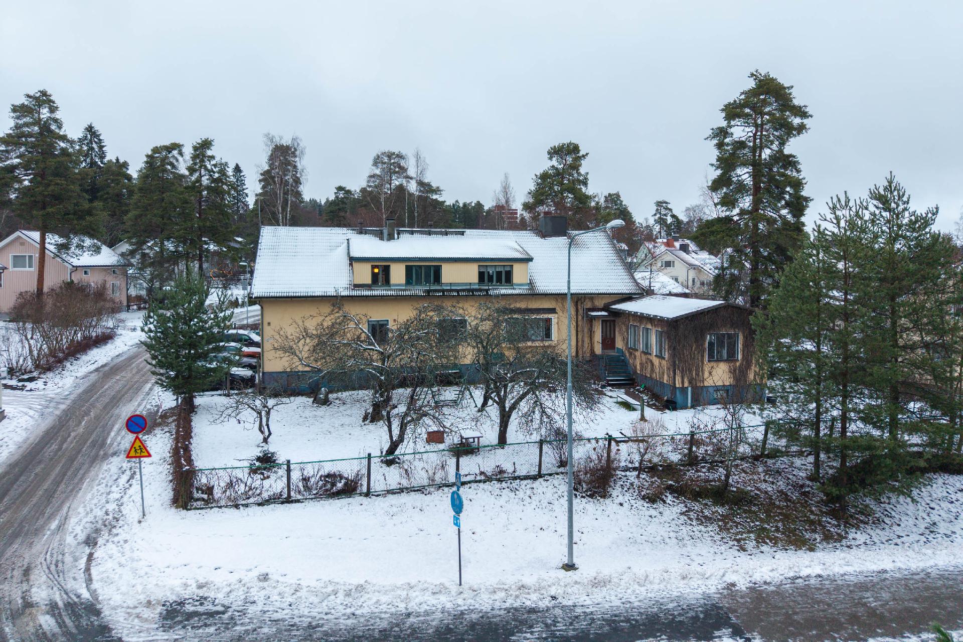 Lönnrotinkatu 53, Linnanpelto, Kuopio