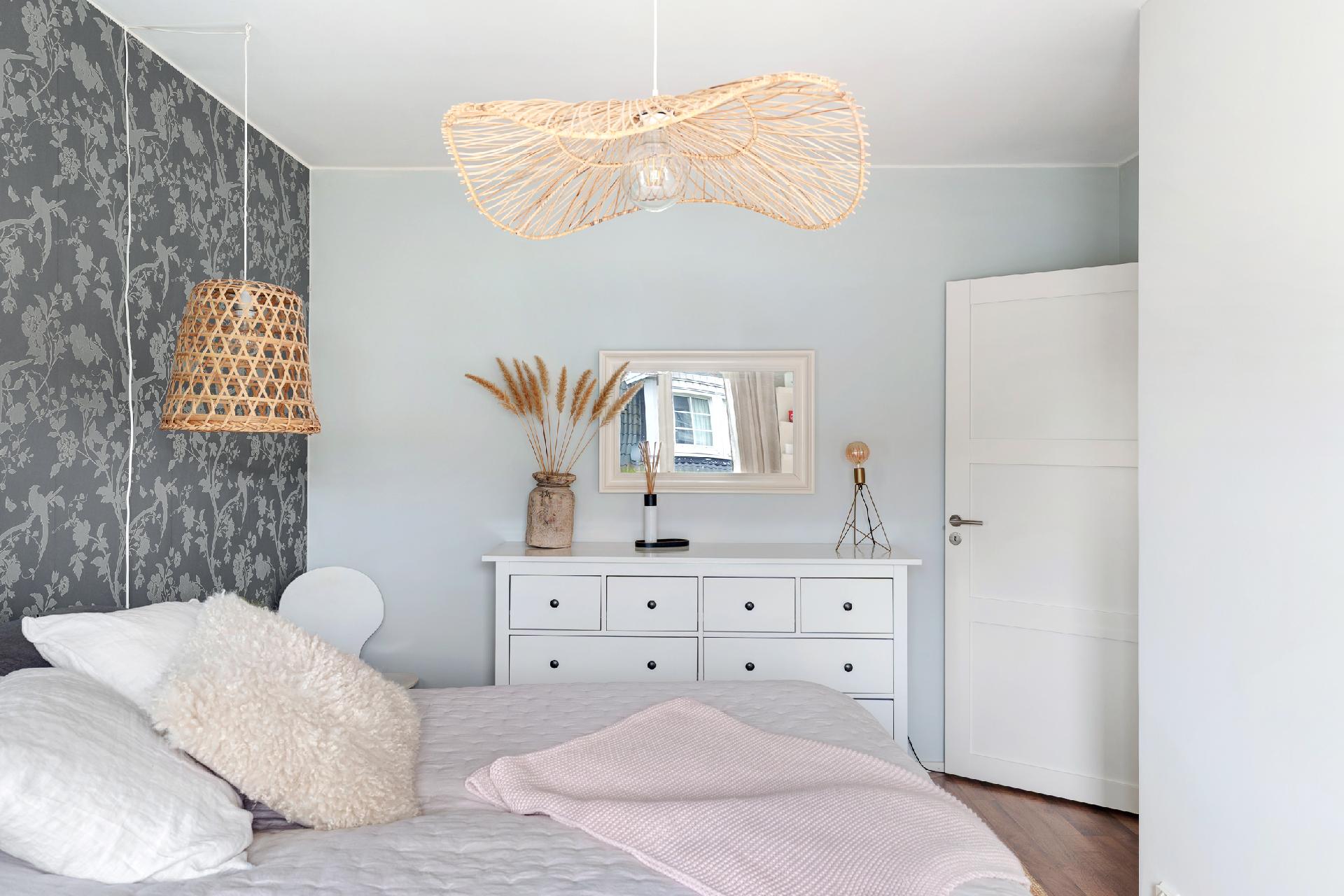 Opaalitie 8, Lasilaakso, Espoo