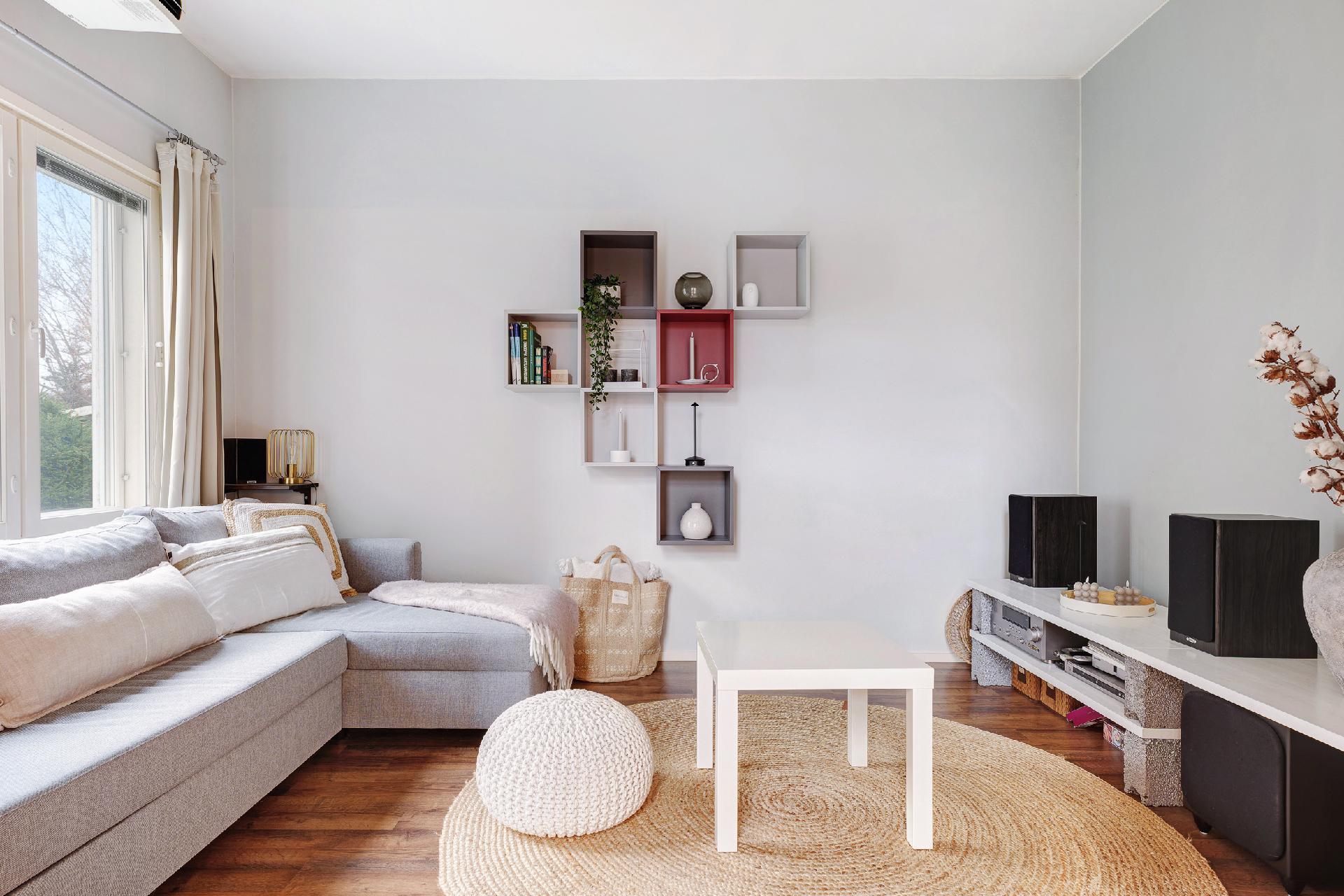 Opaalitie 8, Lasilaakso, Espoo