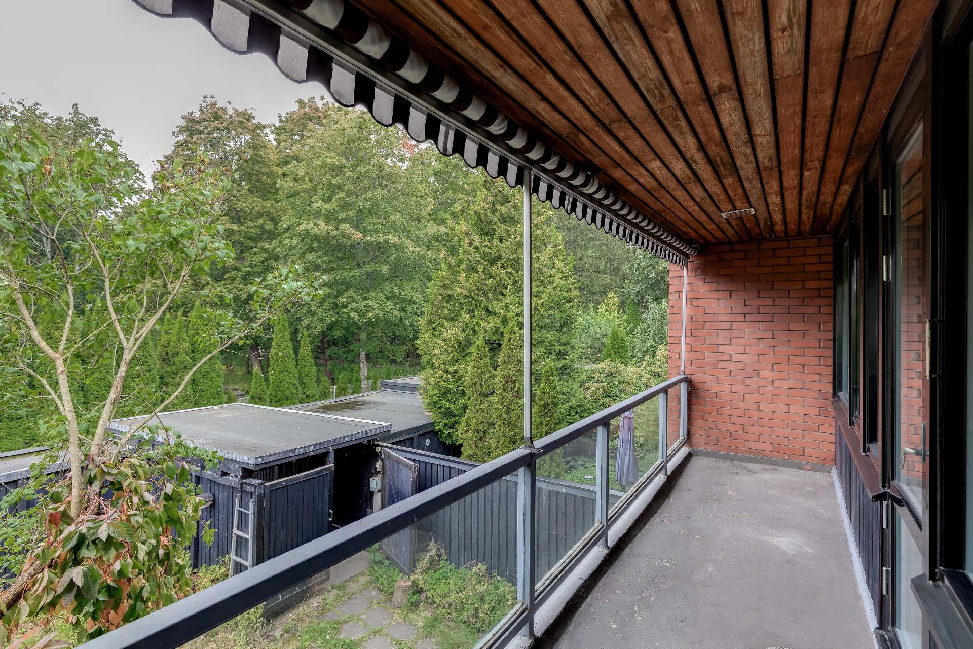 Välitalontie 23, Länsi-Pakila, Helsinki