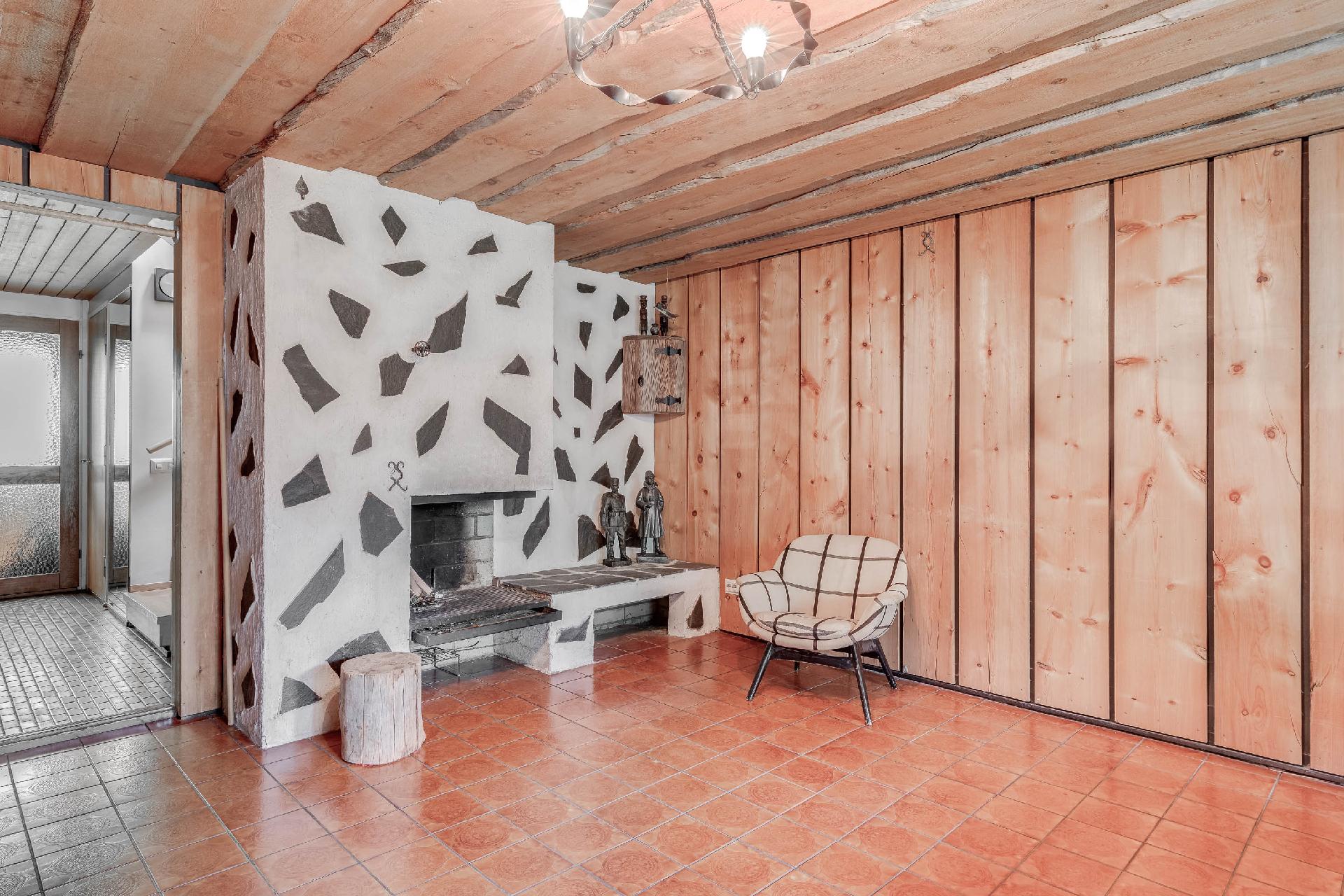 Välitalontie 23, Länsi-Pakila, Helsinki