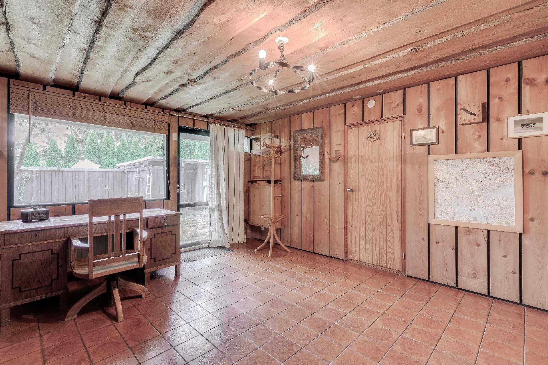 Välitalontie 23, Länsi-Pakila, Helsinki