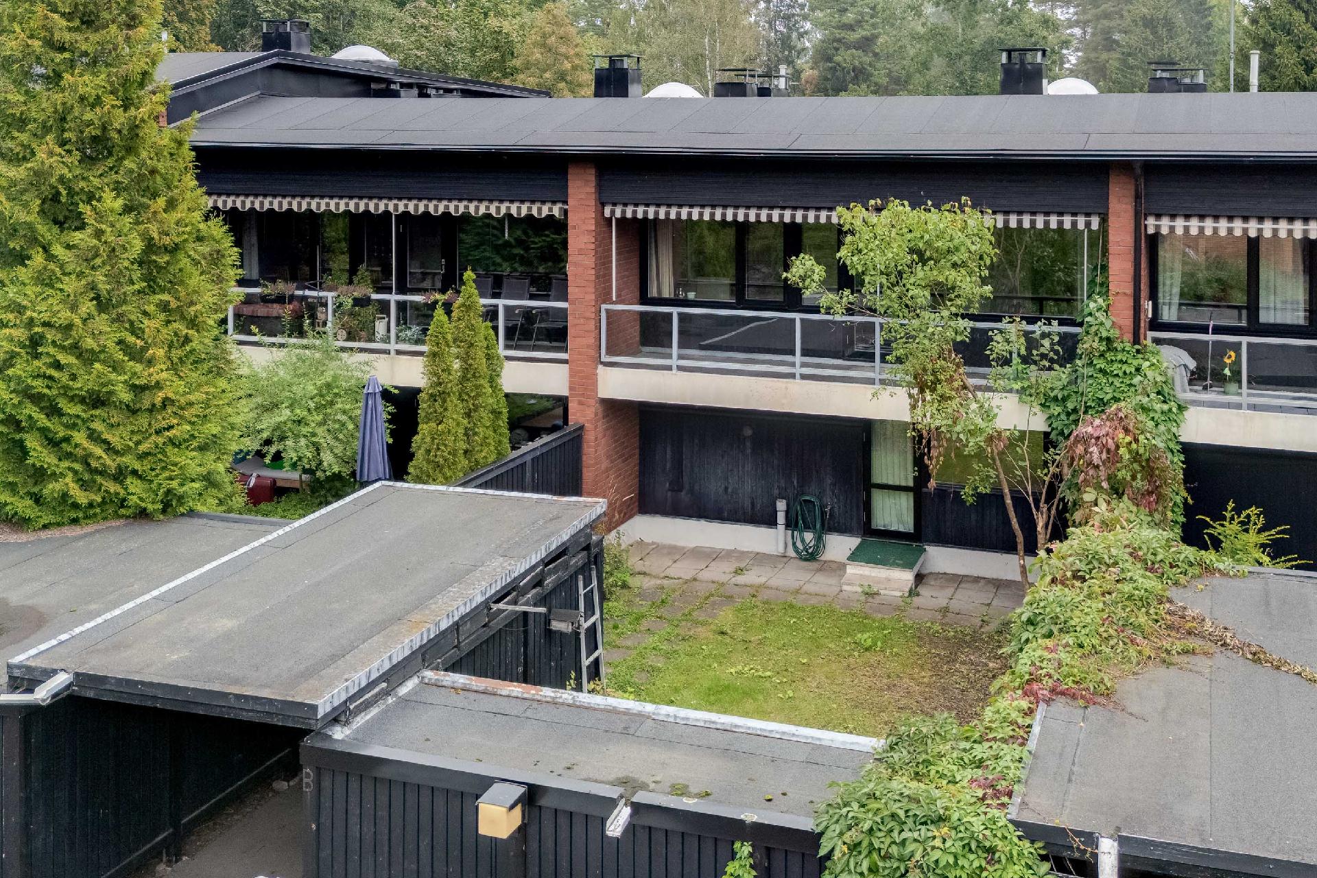 Välitalontie 23, Länsi-Pakila, Helsinki