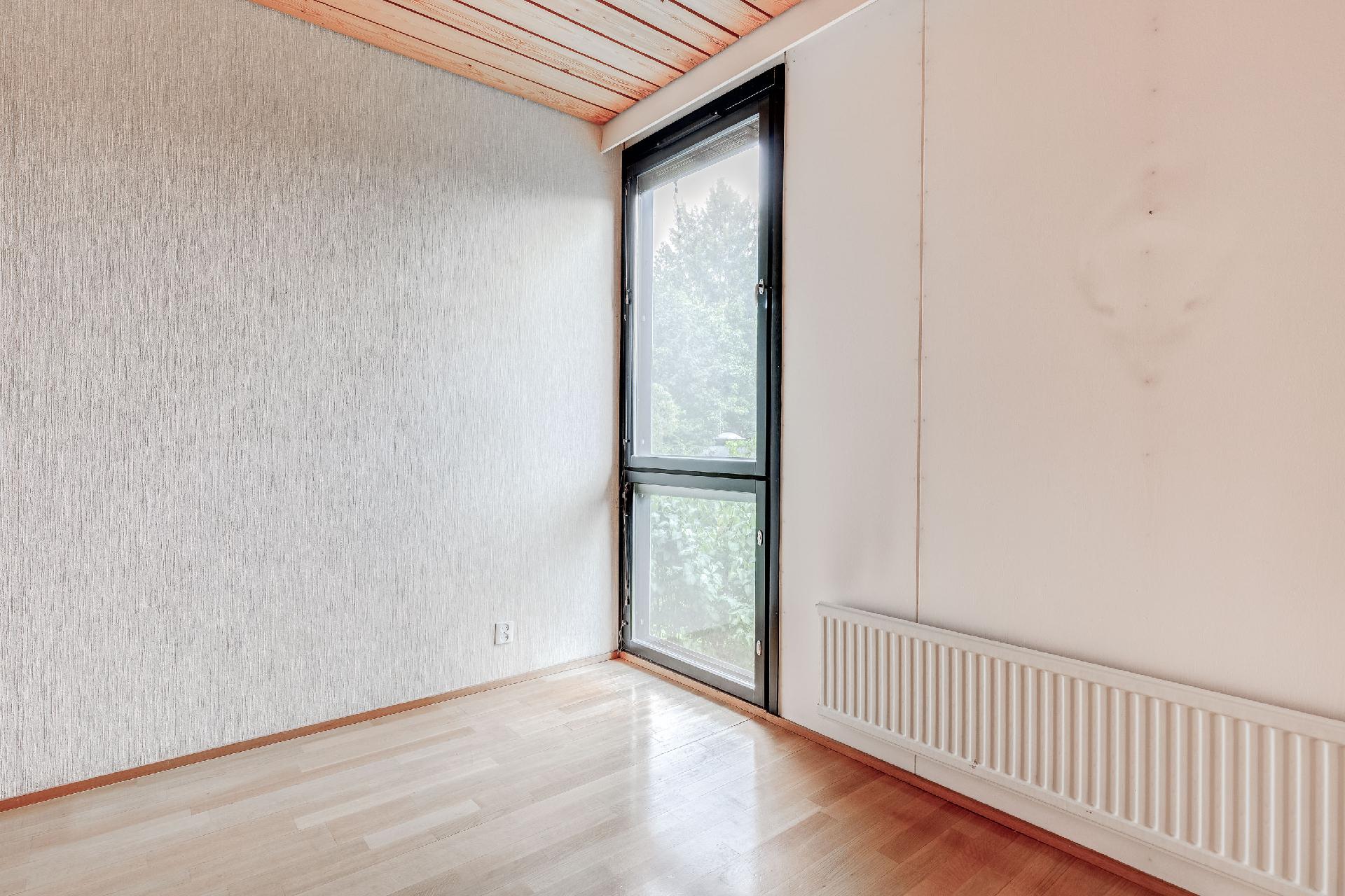 Välitalontie 23, Länsi-Pakila, Helsinki