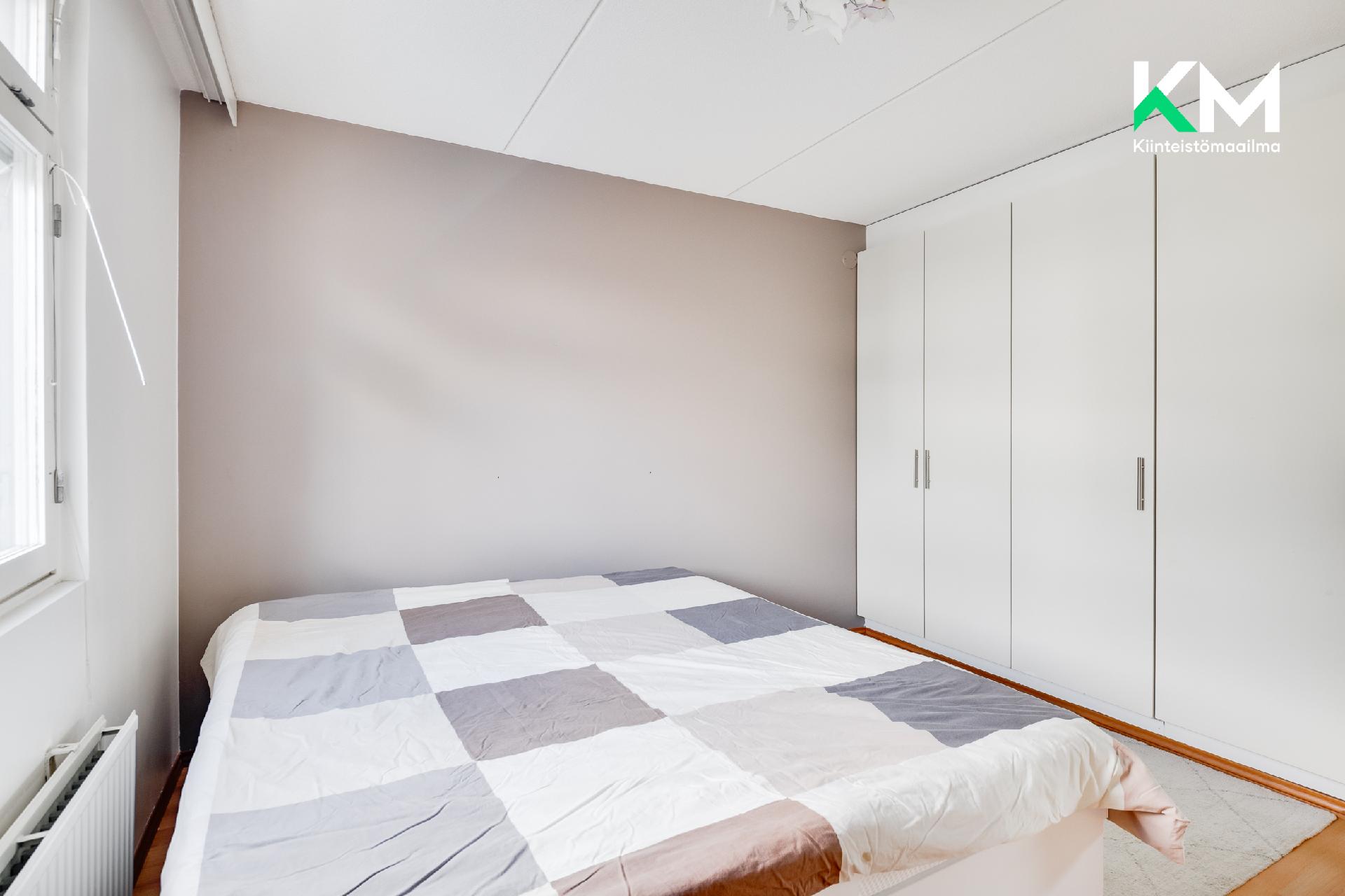 Lintuvaarantie 33, Lintuvaara, Espoo