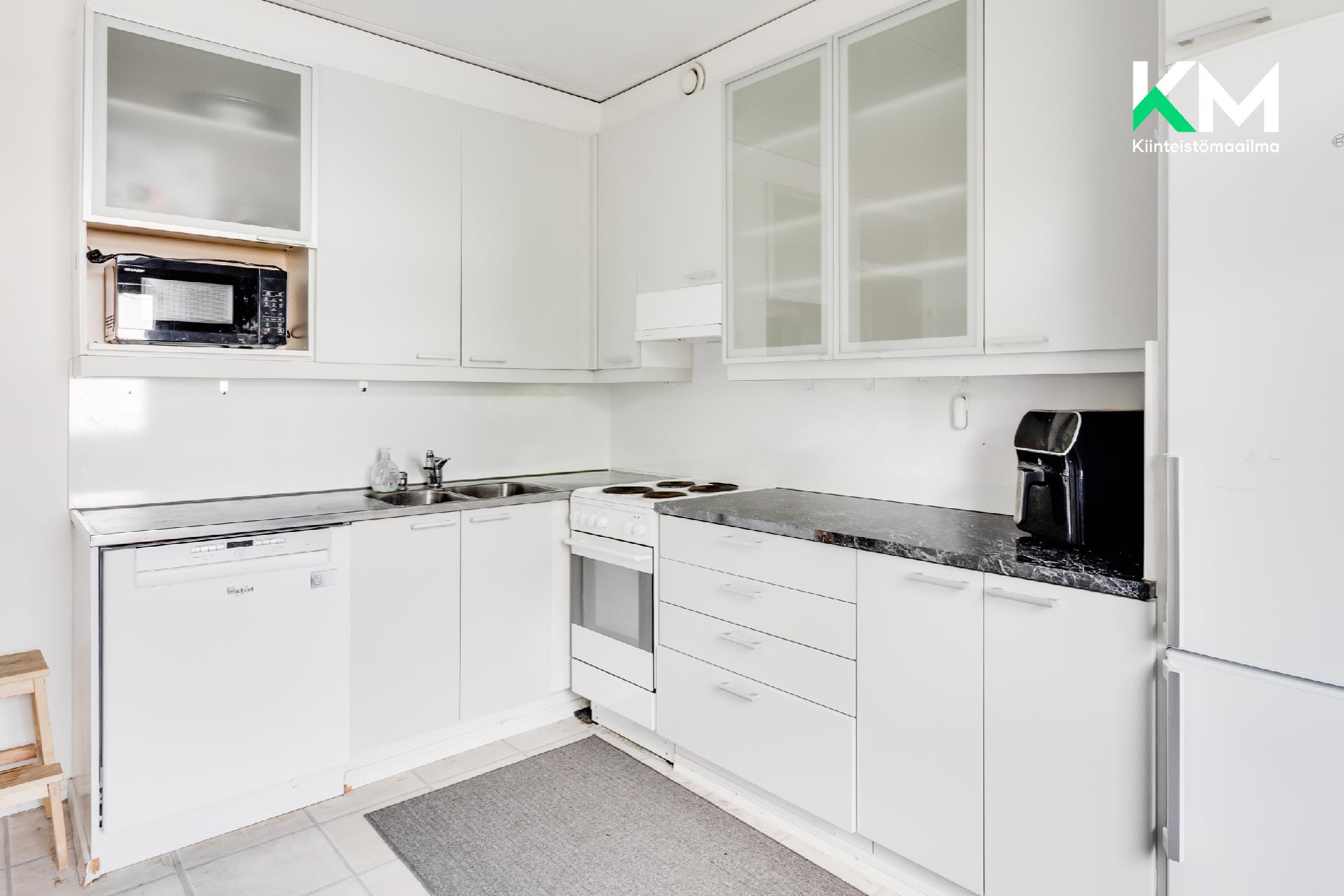 Lintuvaarantie 33, Lintuvaara, Espoo