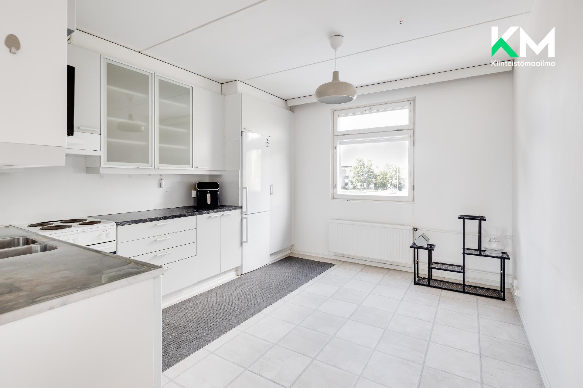 Lintuvaarantie 33, Lintuvaara, Espoo