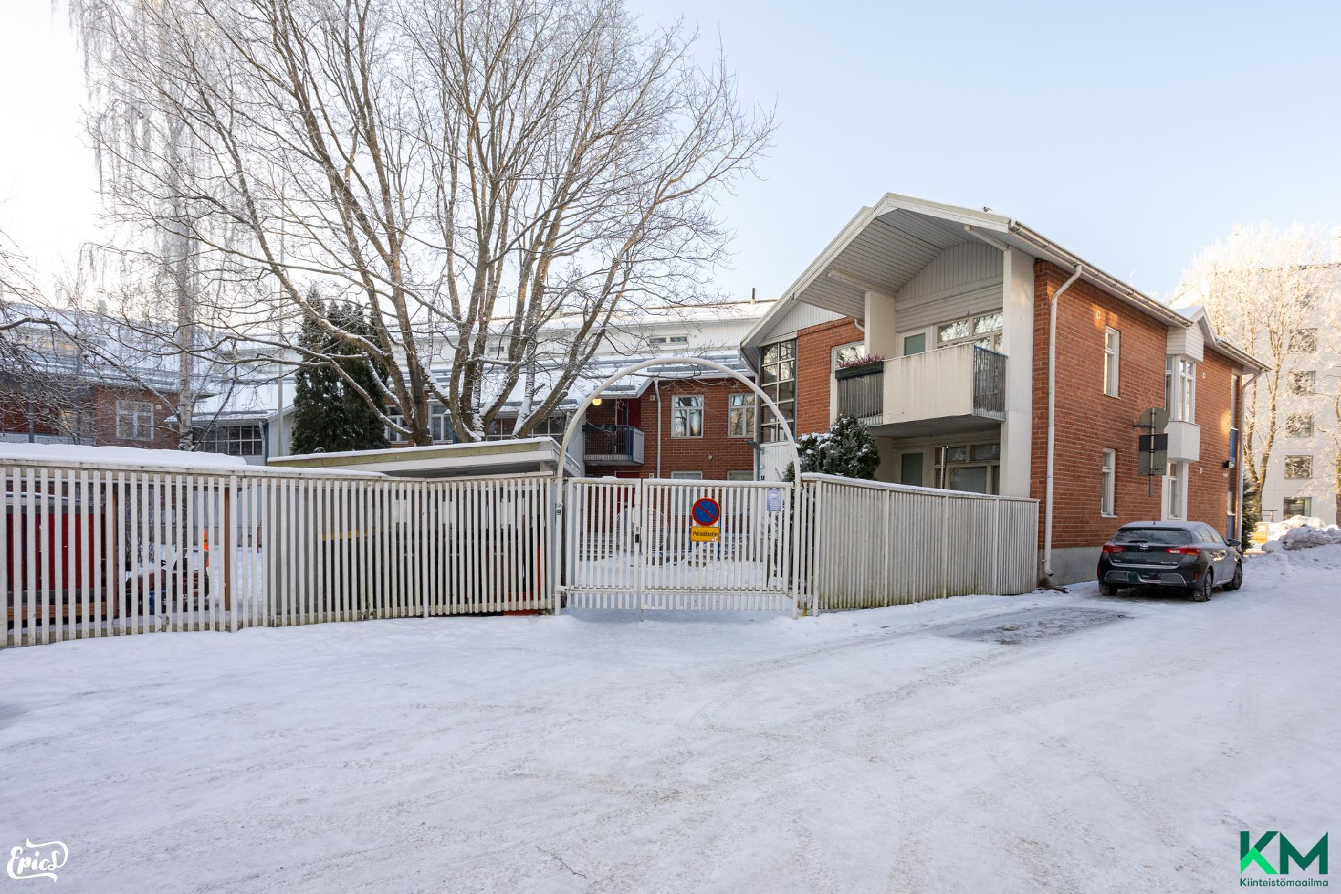 Polvikatu 2, Juhannuskylä, Tampere