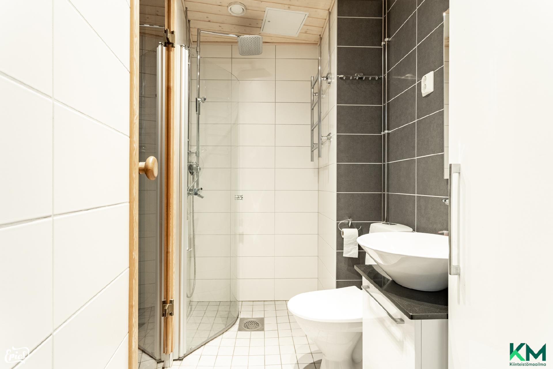 Polvikatu 2, Juhannuskylä, Tampere