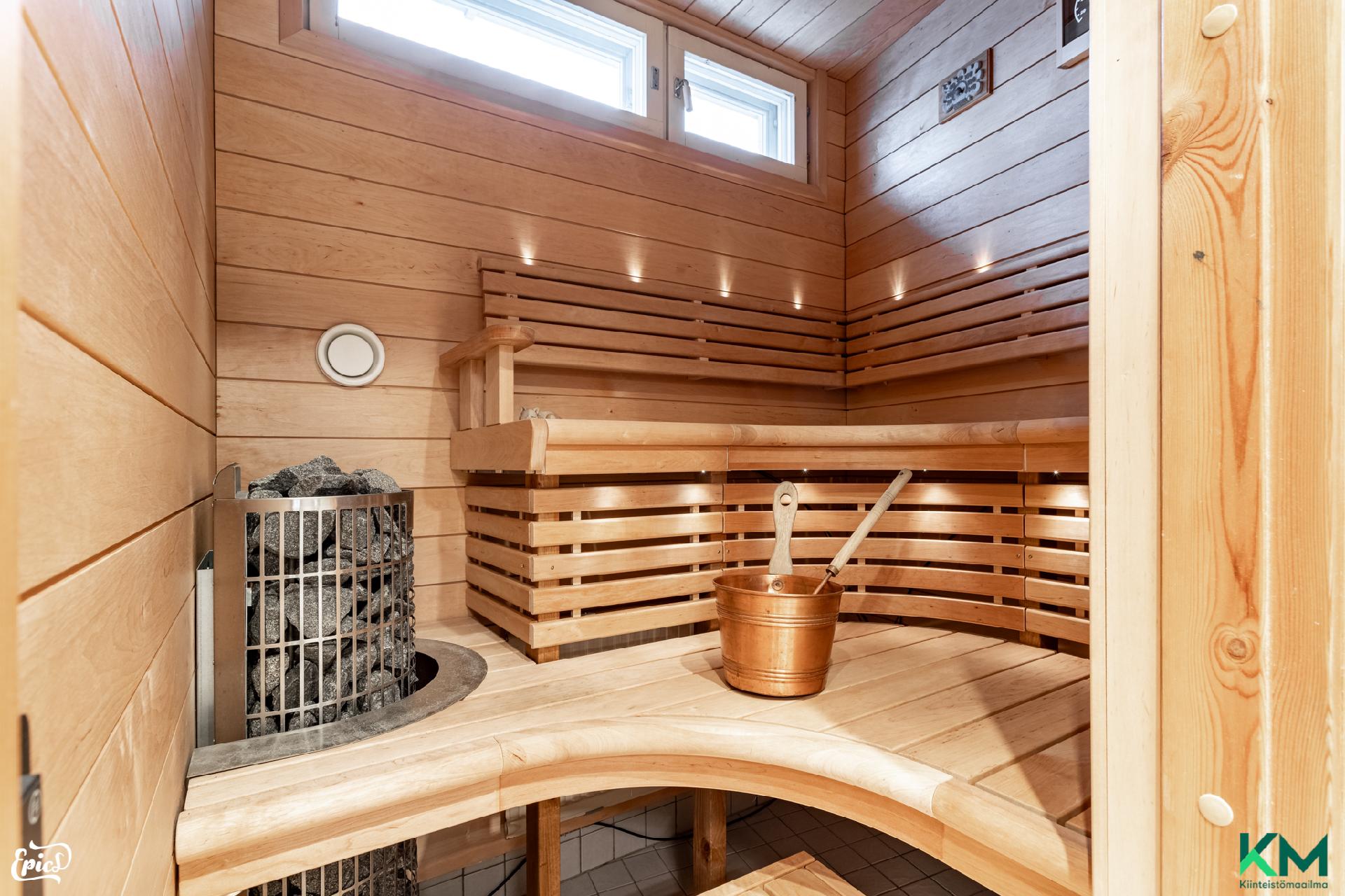 Polvikatu 2, Juhannuskylä, Tampere