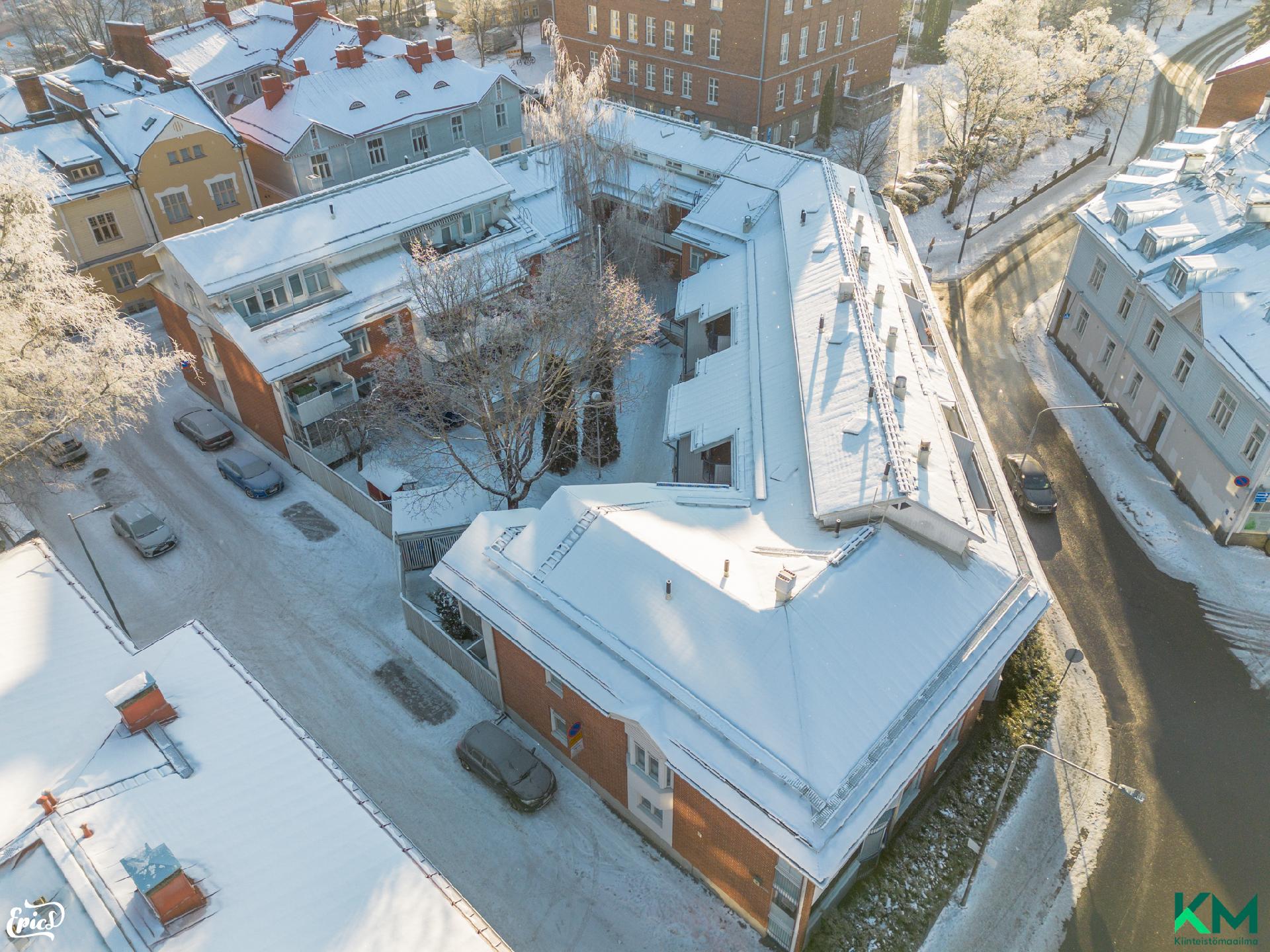 Polvikatu 2, Juhannuskylä, Tampere