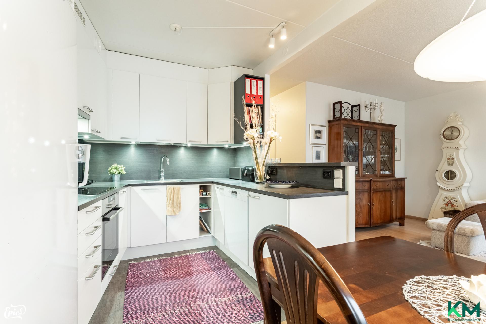 Polvikatu 2, Juhannuskylä, Tampere