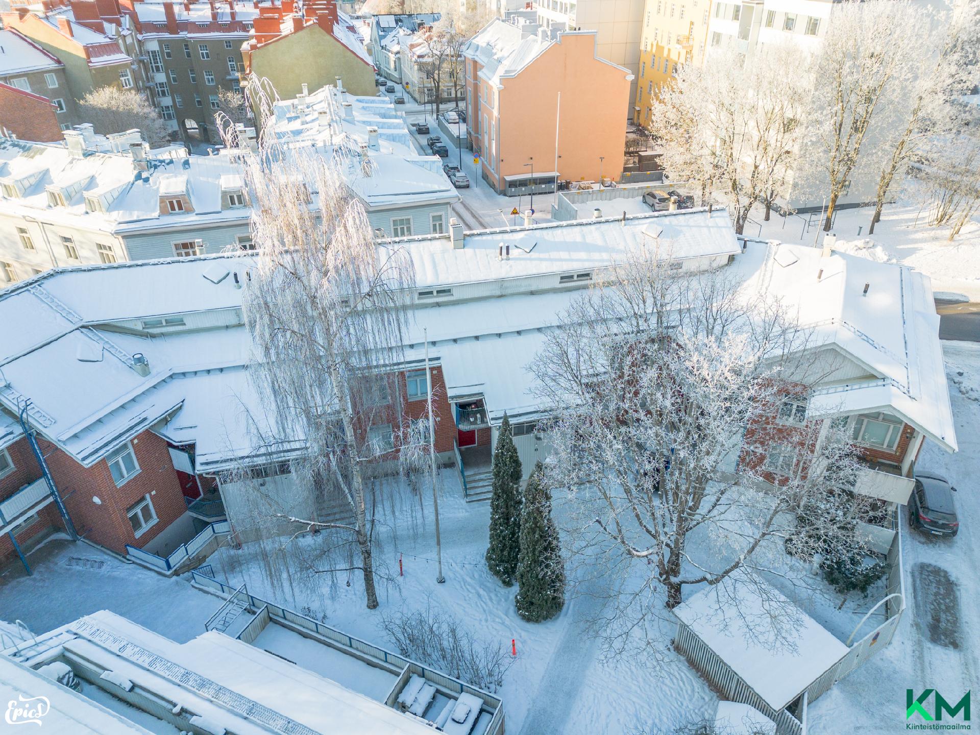 Polvikatu 2, Juhannuskylä, Tampere