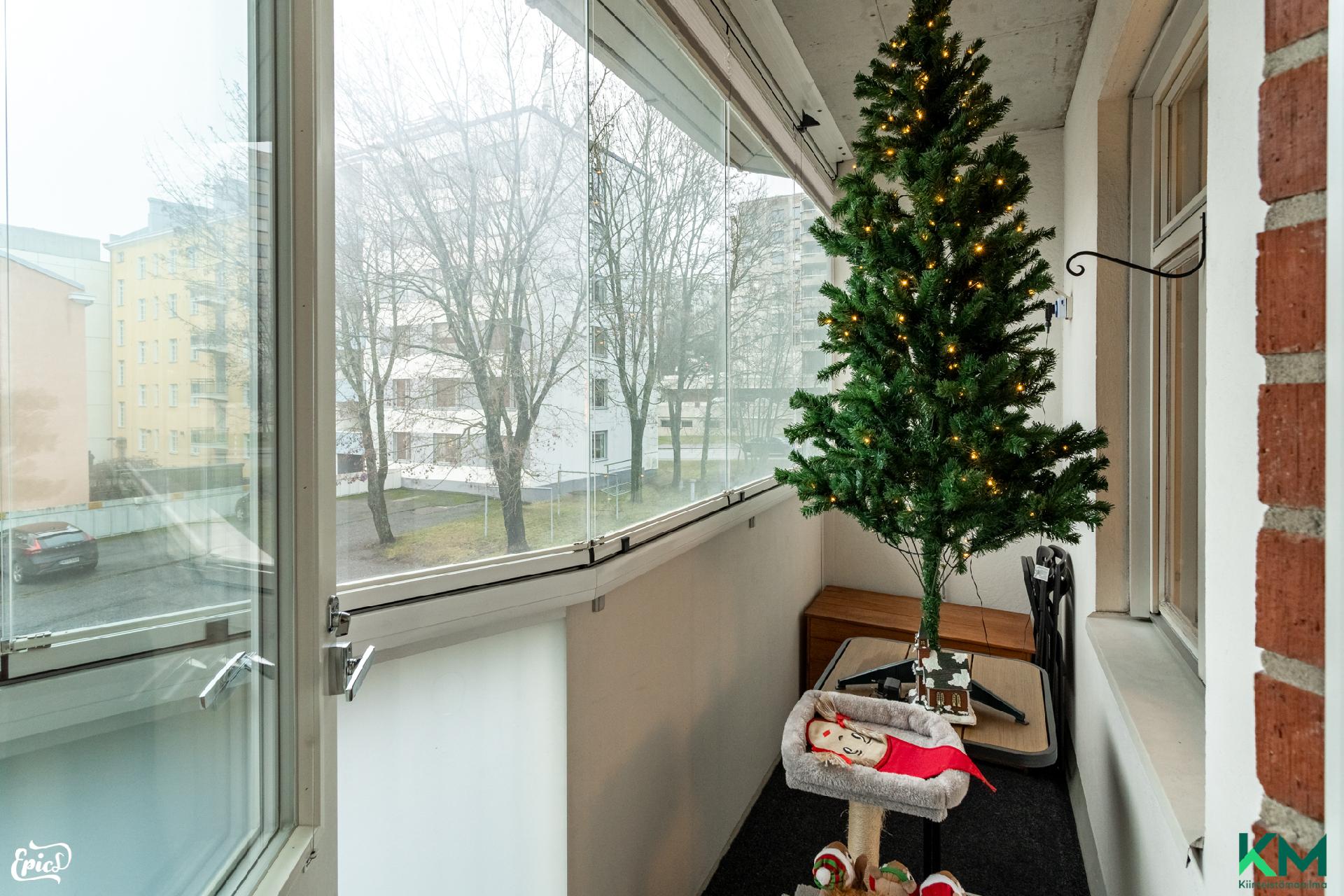 Polvikatu 2, Juhannuskylä, Tampere