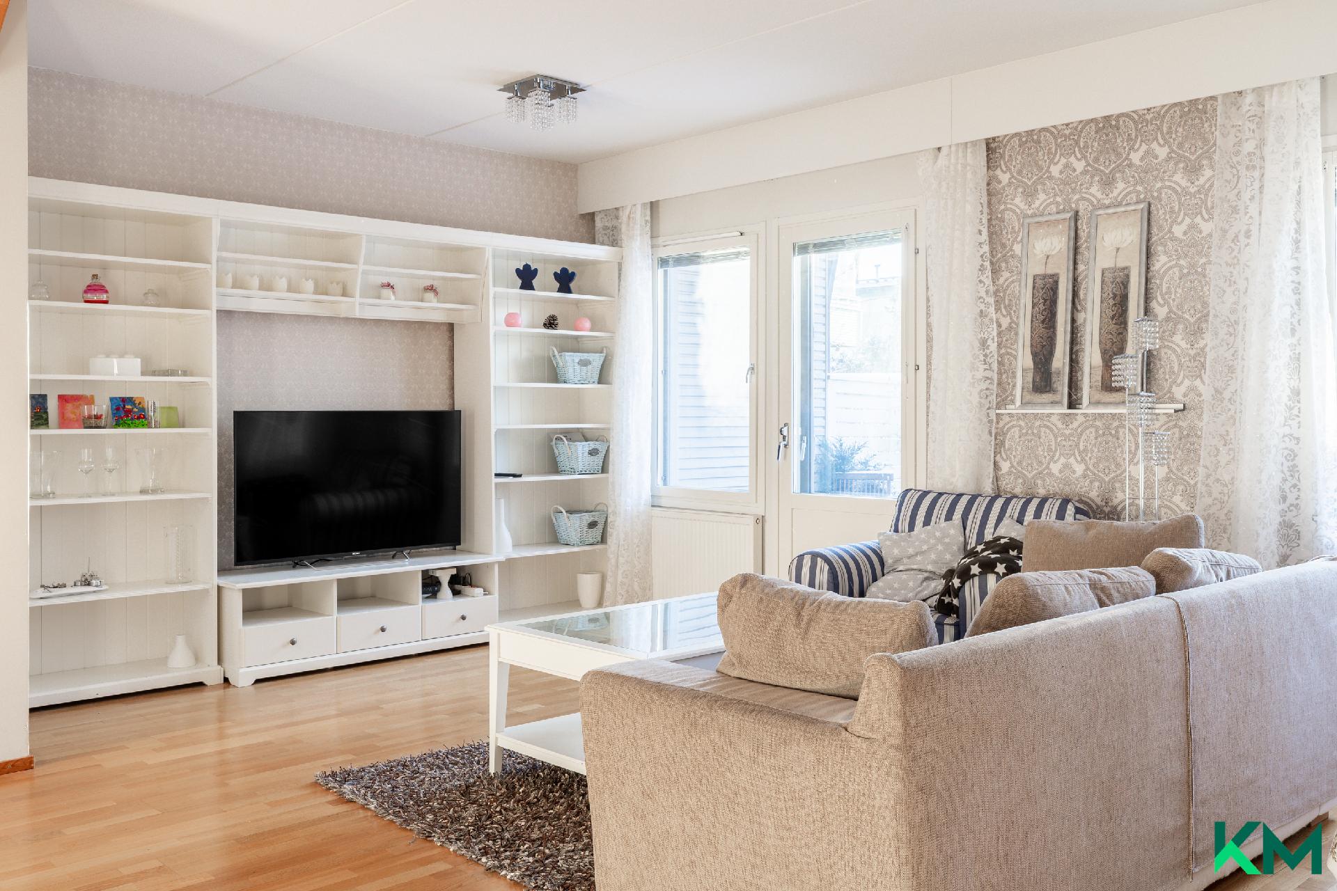 Gustav Pauligin katu 15, Aurinkolahti, Helsinki