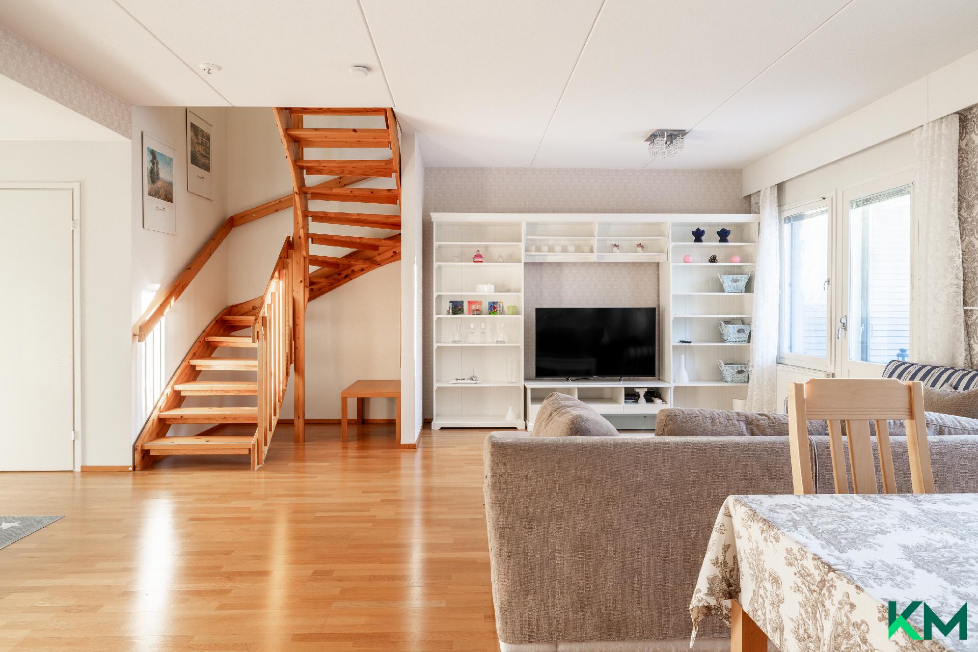 Gustav Pauligin katu 15, Aurinkolahti, Helsinki