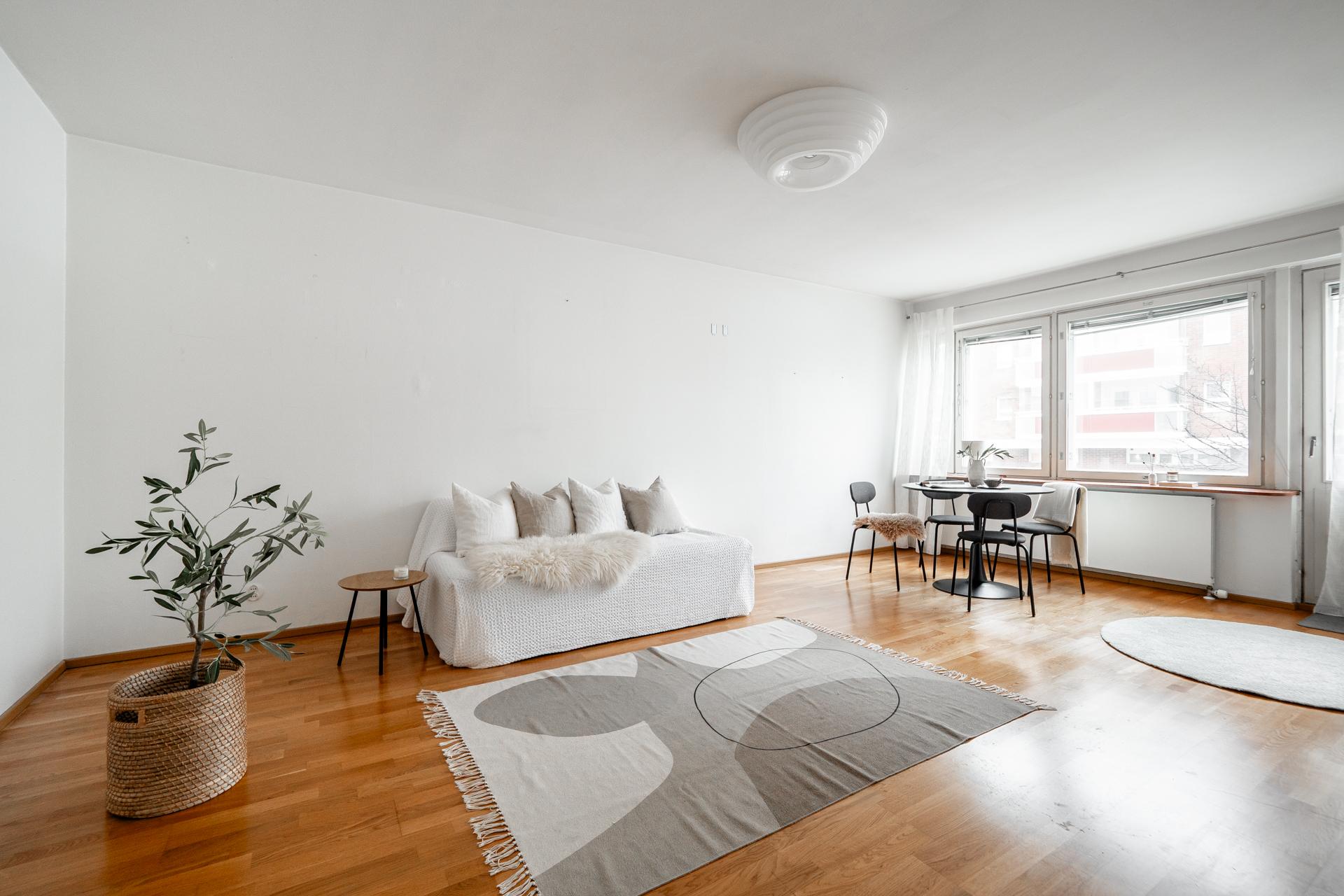 Torikatu 52, Keskusta, Oulu