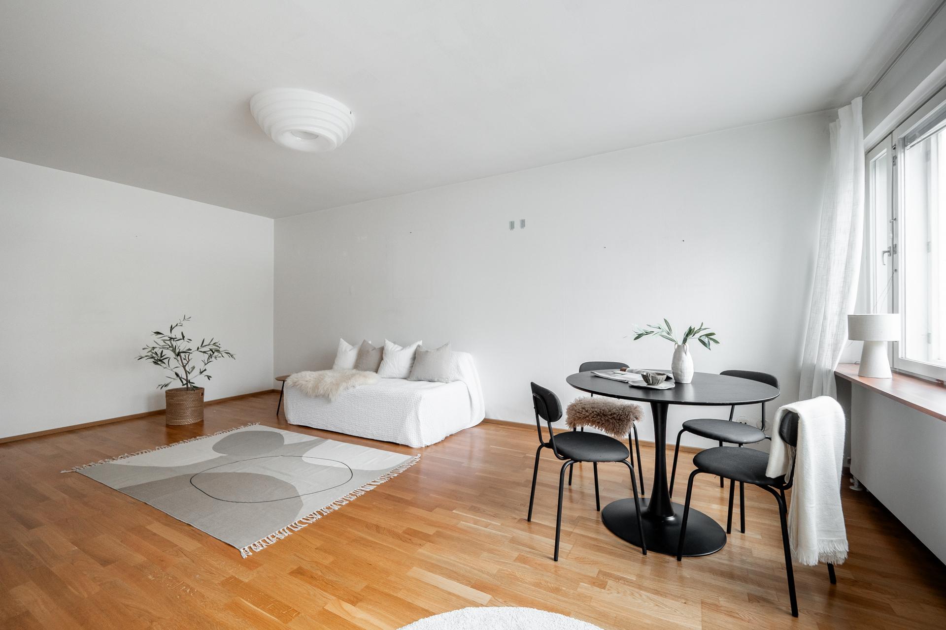 Torikatu 52, Keskusta, Oulu