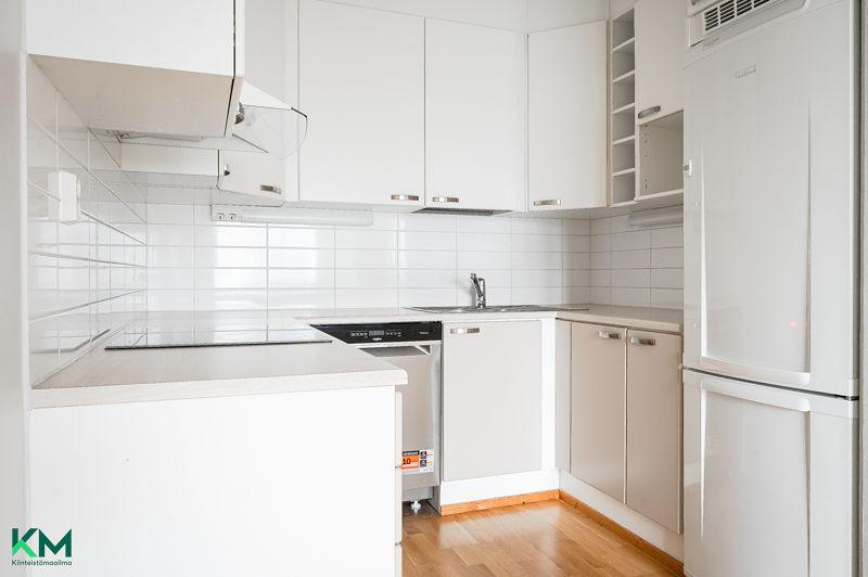 Töyrykatu 14, Paavola, Lahti