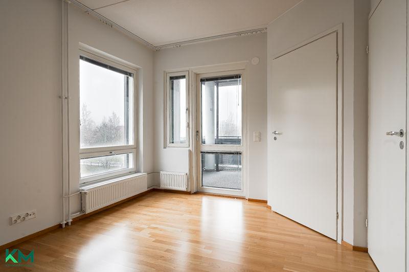 Töyrykatu 14, Paavola, Lahti