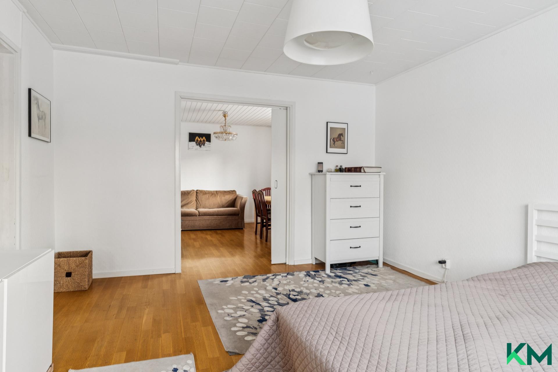 Rintamamiestalon olohuone