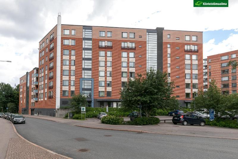 Strömbergintie 8, Pitäjänmäki, Helsinki